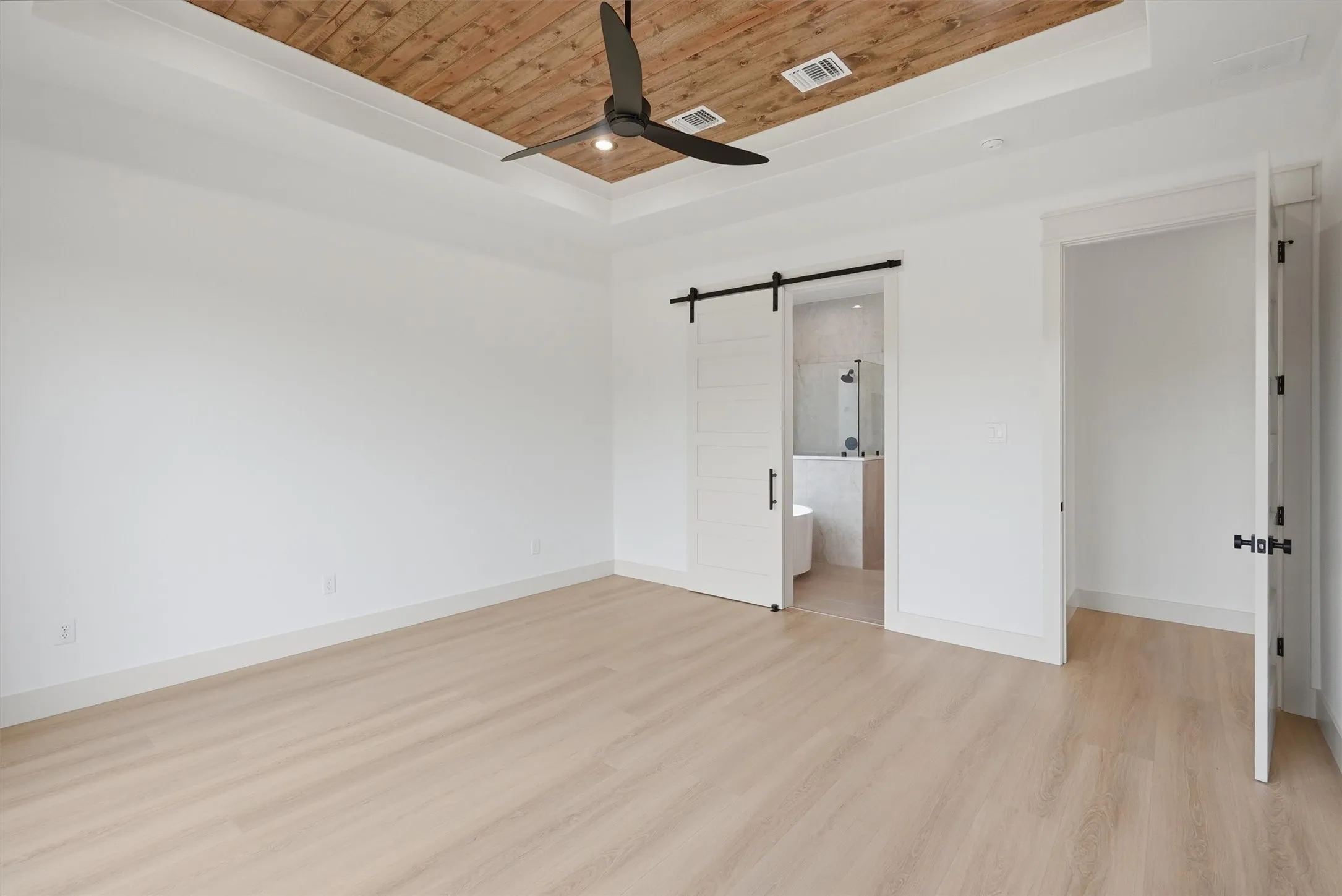 Single Family Residence For Sale in Parker County , 2020 Preserve Trail, Weatherford, Texas 76087, 4 Bedroom, 4 Bathroom, 2 Garage spaces, 2,854 Sqft, built in 2026, mls#21346570, Real Estate Agent in Weatherford, Homes For Sale in Parker county, Homes For Sale in Weatherford, Realtor in Weatherford Texas, Real Estate Brokerage Independent Realty Texas, Luminita Cordes Realtor