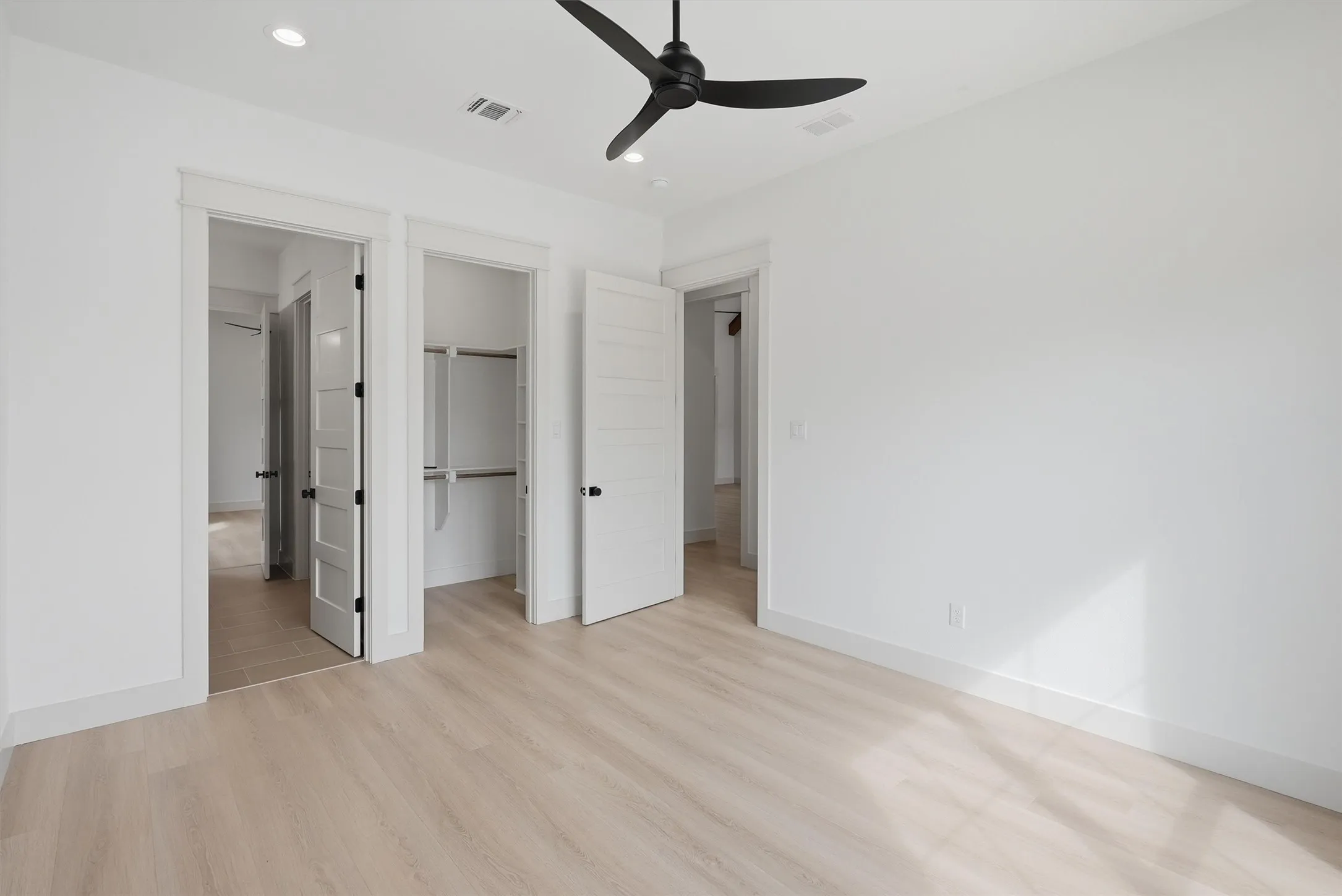 Single Family Residence For Sale in Parker County , 2020 Preserve Trail, Weatherford, Texas 76087, 4 Bedroom, 4 Bathroom, 2 Garage spaces, 2,854 Sqft, built in 2026, mls#21346570, Real Estate Agent in Weatherford, Homes For Sale in Parker county, Homes For Sale in Weatherford, Realtor in Weatherford Texas, Real Estate Brokerage Independent Realty Texas, Luminita Cordes Realtor
