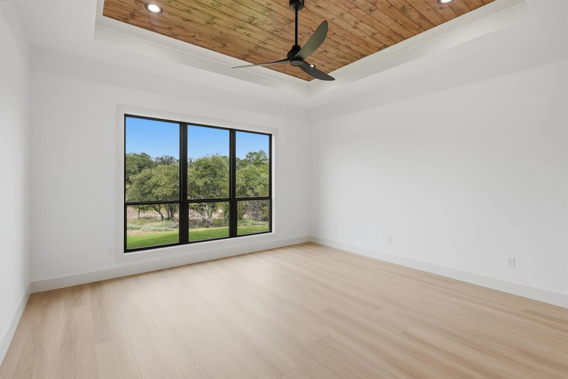 Single Family Residence For Sale in Parker County , 2020 Preserve Trail, Weatherford, Texas 76087, 4 Bedroom, 4 Bathroom, 2 Garage spaces, 2,854 Sqft, built in 2026, mls#21346570, Real Estate Agent in Weatherford, Homes For Sale in Parker county, Homes For Sale in Weatherford, Realtor in Weatherford Texas, Real Estate Brokerage Independent Realty Texas, Luminita Cordes Realtor