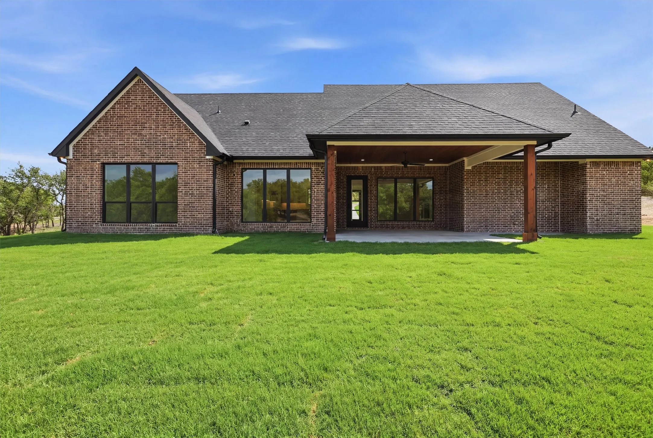 Single Family Residence For Sale in Parker County , 2020 Preserve Trail, Weatherford, Texas 76087, 4 Bedroom, 4 Bathroom, 2 Garage spaces, 2,854 Sqft, built in 2026, mls#21346570, Real Estate Agent in Weatherford, Homes For Sale in Parker county, Homes For Sale in Weatherford, Realtor in Weatherford Texas, Real Estate Brokerage Independent Realty Texas, Luminita Cordes Realtor