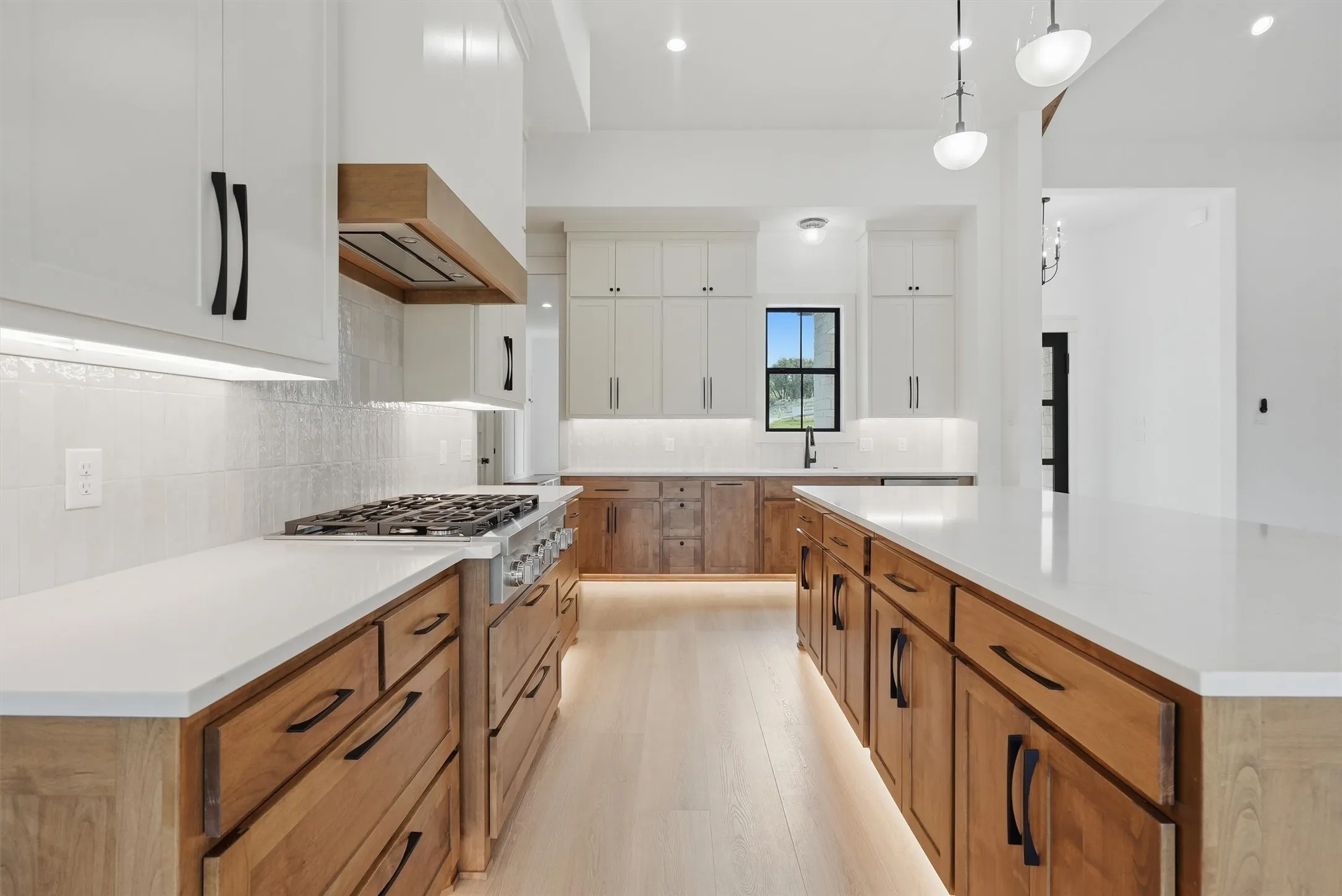 Single Family Residence For Sale in Parker County , 2020 Preserve Trail, Weatherford, Texas 76087, 4 Bedroom, 4 Bathroom, 2 Garage spaces, 2,854 Sqft, built in 2026, mls#21346570, Real Estate Agent in Weatherford, Homes For Sale in Parker county, Homes For Sale in Weatherford, Realtor in Weatherford Texas, Real Estate Brokerage Independent Realty Texas, Luminita Cordes Realtor