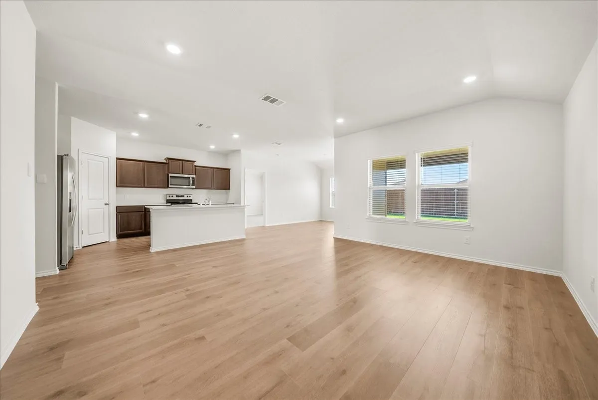 Single Family Residence For Rent in Denton County , 1532 Skyline Drive, Denton, Texas 76207, 4 Bedroom, 2 Bathroom, 2 Garage spaces, 1,793 Sqft, built in 2024, mls#21343373, Real Estate Agent in Denton, Homes For Rent in Denton county, Homes For Rent in Denton, Realtor in Denton Texas, Real Estate Brokerage Independent Realty Texas, Luminita Cordes Realtor