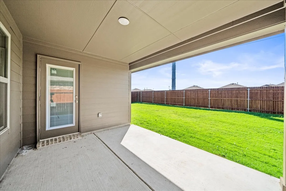 Single Family Residence For Rent in Denton County , 1532 Skyline Drive, Denton, Texas 76207, 4 Bedroom, 2 Bathroom, 2 Garage spaces, 1,793 Sqft, built in 2024, mls#21343373, Real Estate Agent in Denton, Homes For Rent in Denton county, Homes For Rent in Denton, Realtor in Denton Texas, Real Estate Brokerage Independent Realty Texas, Luminita Cordes Realtor
