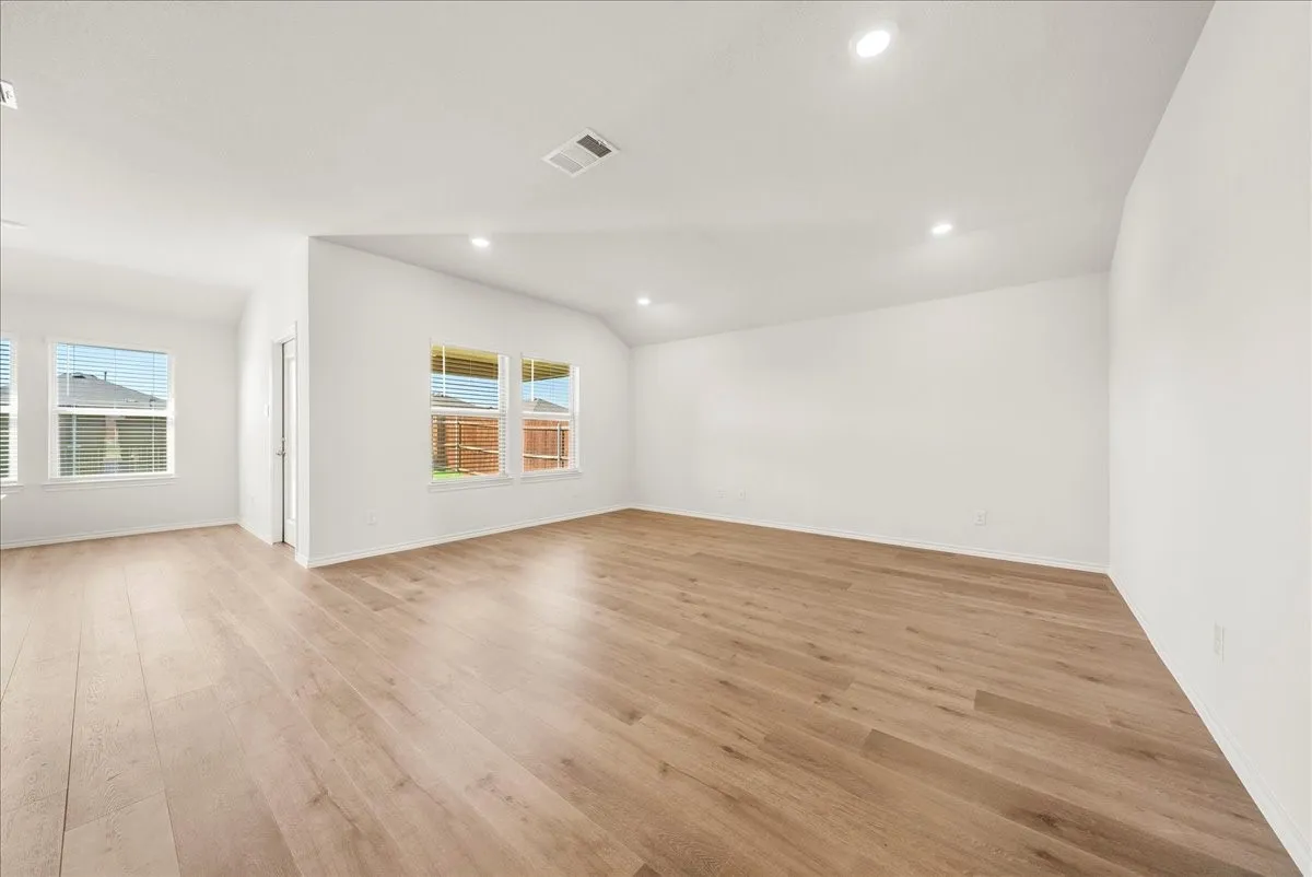 Single Family Residence For Rent in Denton County , 1532 Skyline Drive, Denton, Texas 76207, 4 Bedroom, 2 Bathroom, 2 Garage spaces, 1,793 Sqft, built in 2024, mls#21343373, Real Estate Agent in Denton, Homes For Rent in Denton county, Homes For Rent in Denton, Realtor in Denton Texas, Real Estate Brokerage Independent Realty Texas, Luminita Cordes Realtor