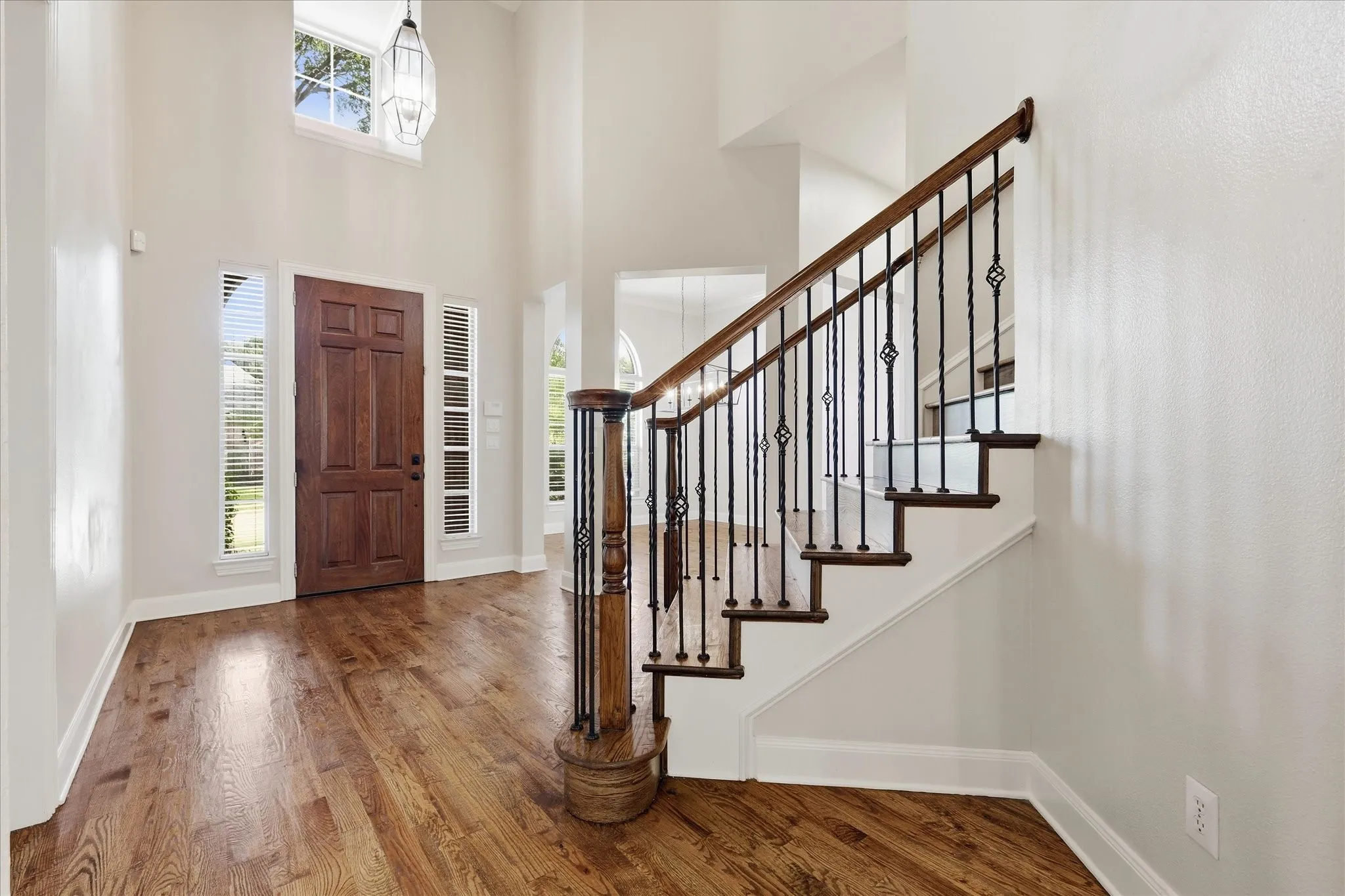 Single Family Residence For Rent in Collin County , 1405 Salado Drive, Allen, Texas 75013, 4 Bedroom, 3 Bathroom, 2 Garage spaces, 3,098 Sqft, built in 2000, mls#21328170, Real Estate Agent in Allen, Homes For Rent in Collin county, Homes For Rent in Allen, Realtor in Allen Texas, Real Estate Brokerage Independent Realty Texas, Luminita Cordes Realtor