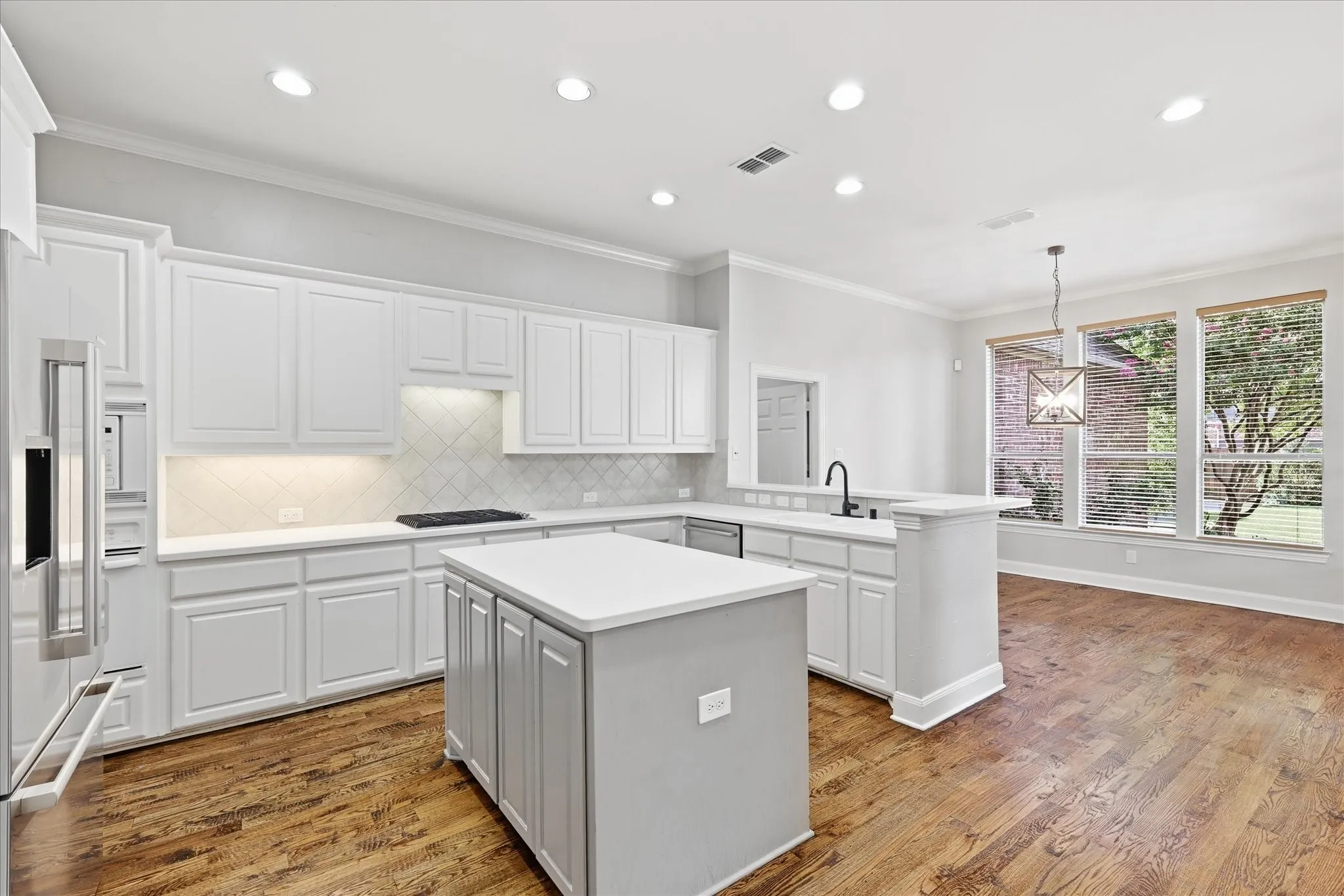 Single Family Residence For Rent in Collin County , 1405 Salado Drive, Allen, Texas 75013, 4 Bedroom, 3 Bathroom, 2 Garage spaces, 3,098 Sqft, built in 2000, mls#21328170, Real Estate Agent in Allen, Homes For Rent in Collin county, Homes For Rent in Allen, Realtor in Allen Texas, Real Estate Brokerage Independent Realty Texas, Luminita Cordes Realtor