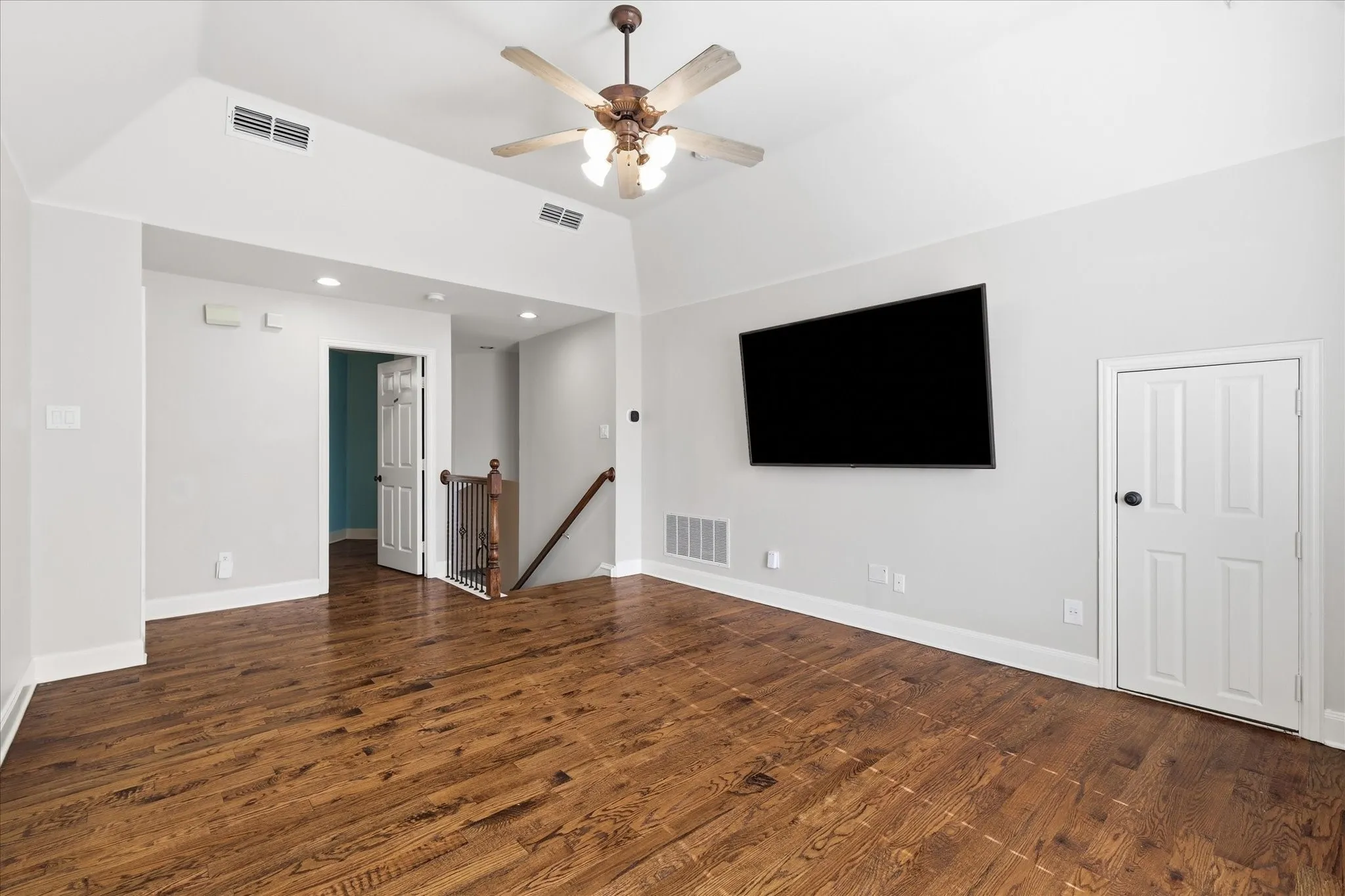 Single Family Residence For Rent in Collin County , 1405 Salado Drive, Allen, Texas 75013, 4 Bedroom, 3 Bathroom, 2 Garage spaces, 3,098 Sqft, built in 2000, mls#21328170, Real Estate Agent in Allen, Homes For Rent in Collin county, Homes For Rent in Allen, Realtor in Allen Texas, Real Estate Brokerage Independent Realty Texas, Luminita Cordes Realtor