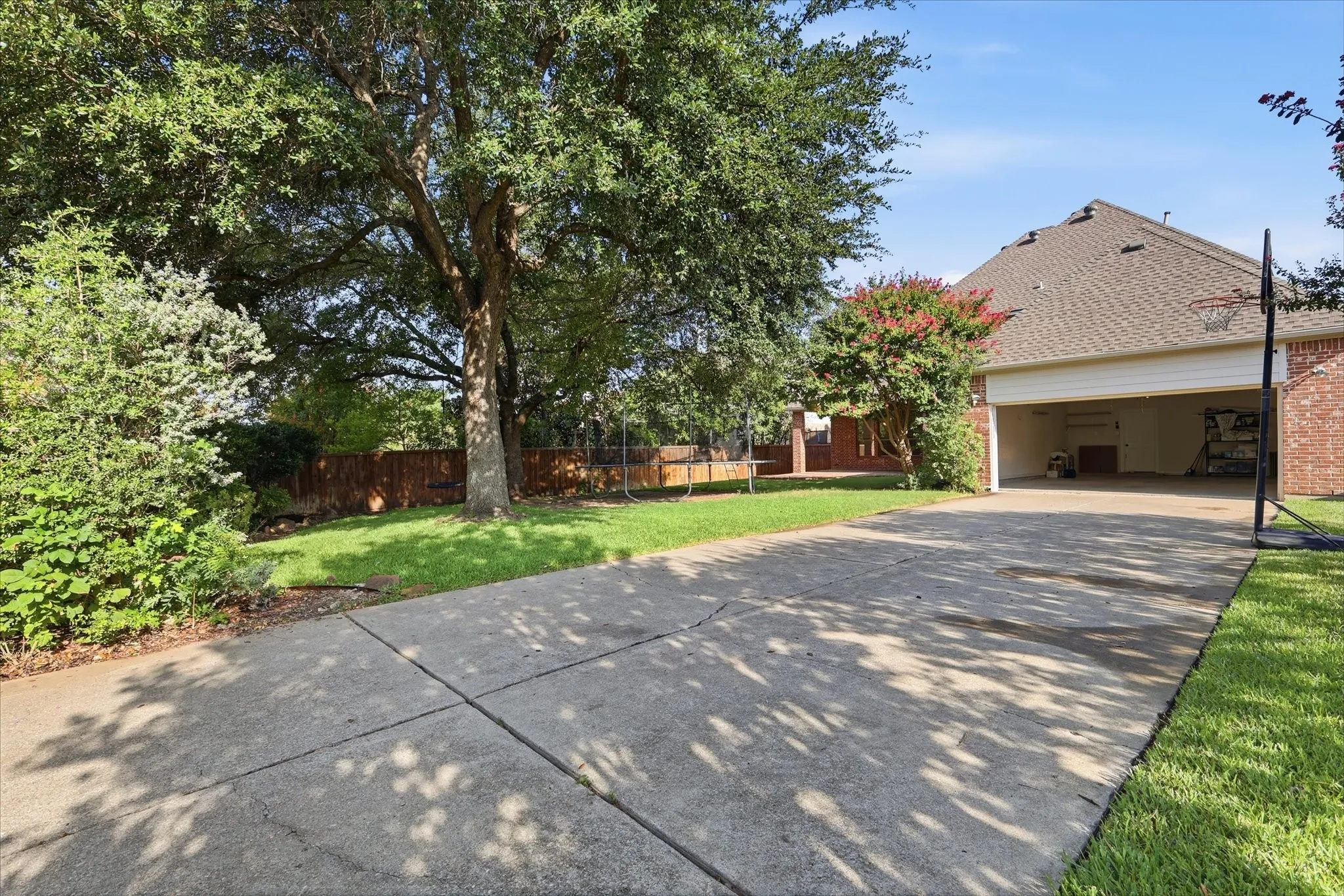 Single Family Residence For Rent in Collin County , 1405 Salado Drive, Allen, Texas 75013, 4 Bedroom, 3 Bathroom, 2 Garage spaces, 3,098 Sqft, built in 2000, mls#21328170, Real Estate Agent in Allen, Homes For Rent in Collin county, Homes For Rent in Allen, Realtor in Allen Texas, Real Estate Brokerage Independent Realty Texas, Luminita Cordes Realtor