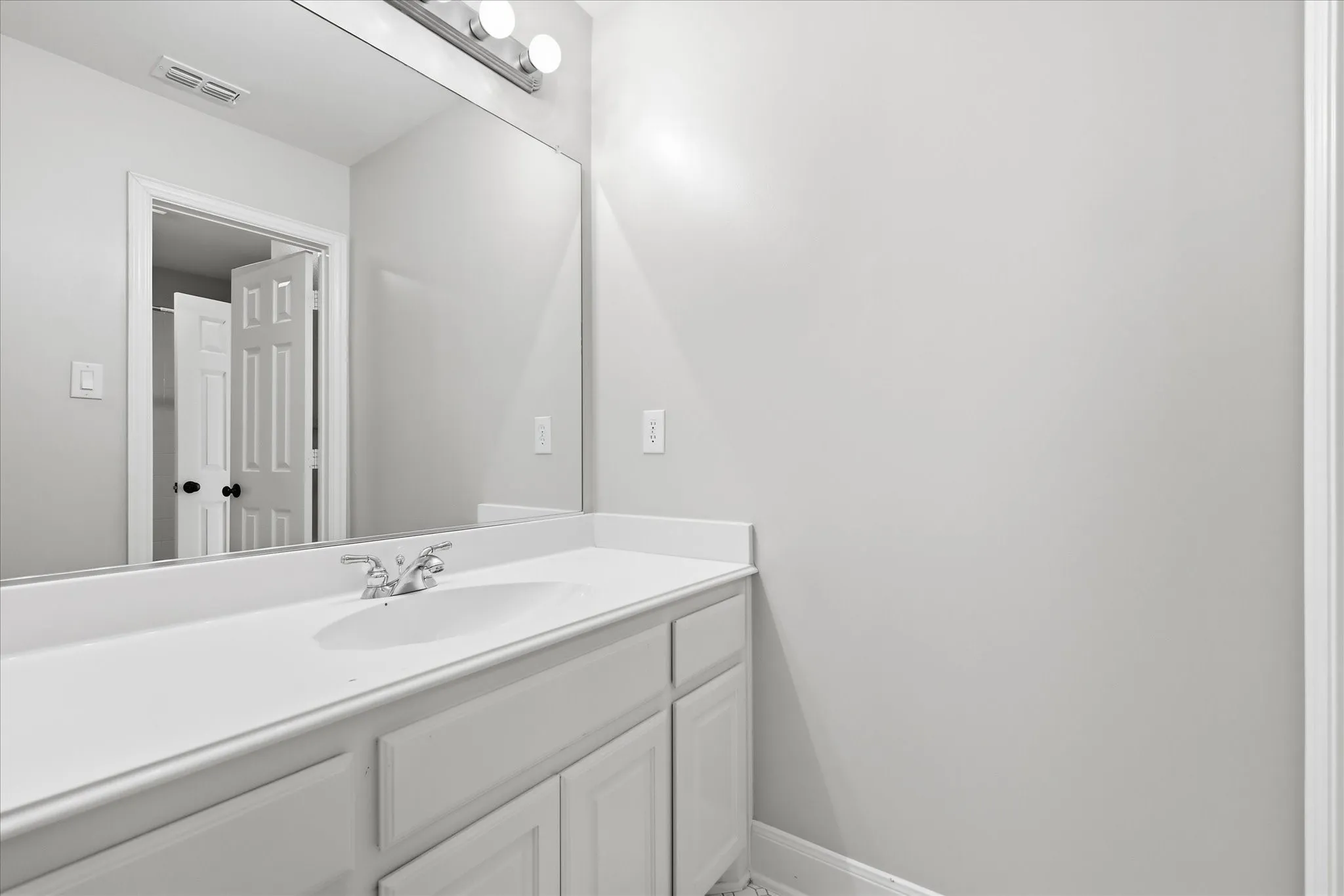 Single Family Residence For Rent in Collin County , 1405 Salado Drive, Allen, Texas 75013, 4 Bedroom, 3 Bathroom, 2 Garage spaces, 3,098 Sqft, built in 2000, mls#21328170, Real Estate Agent in Allen, Homes For Rent in Collin county, Homes For Rent in Allen, Realtor in Allen Texas, Real Estate Brokerage Independent Realty Texas, Luminita Cordes Realtor