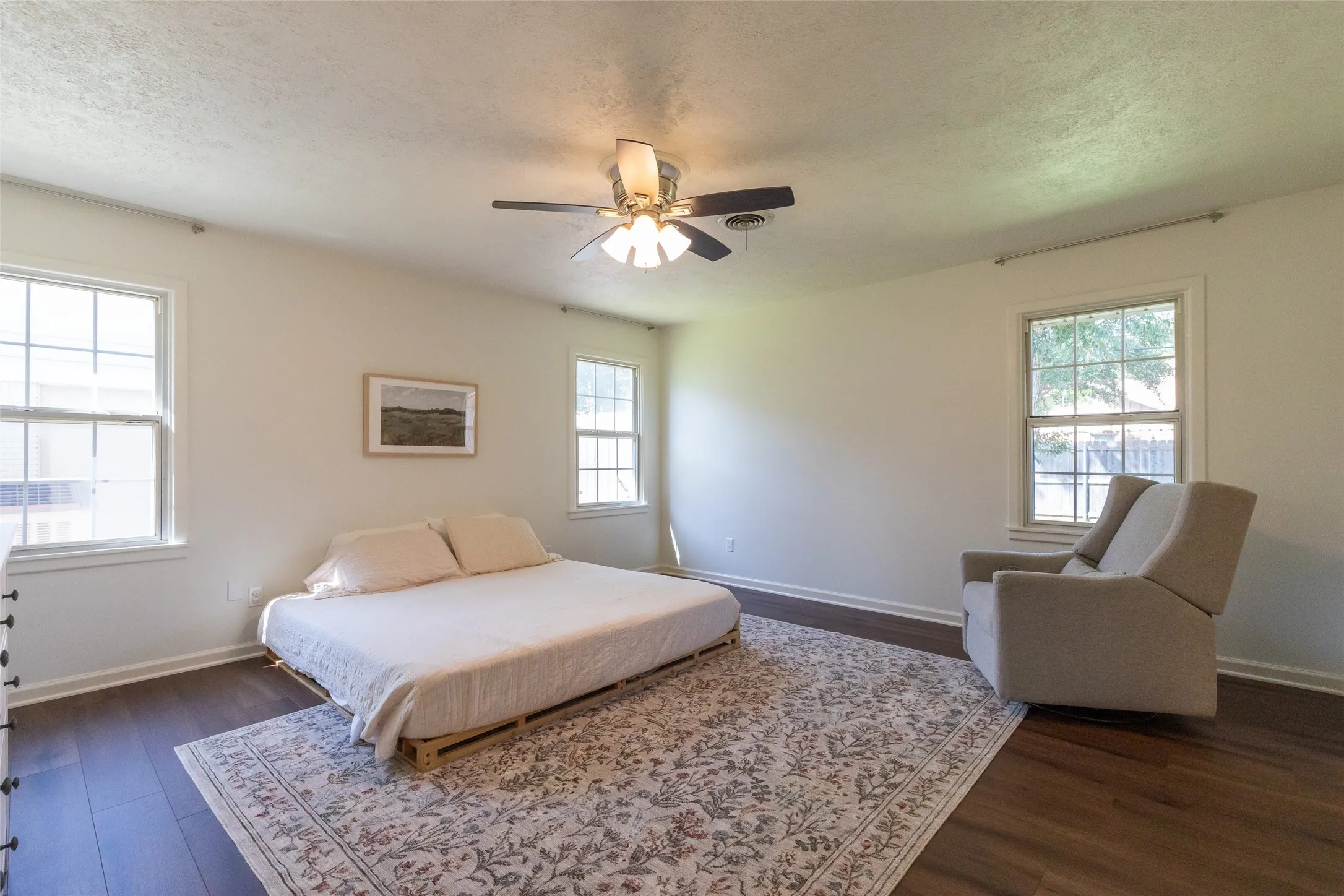 Single Family Residence For Sale in Taylor County , 2032 Regent Drive, Abilene, Texas 79605, 3 Bedroom, 3 Bathroom, 2 Garage spaces, 2,560 Sqft, built in 1960, mls#21346811, Real Estate Agent in Abilene, Homes For Sale in Taylor county, Homes For Sale in Abilene, Realtor in Abilene Texas, Real Estate Brokerage Independent Realty Texas, Luminita Cordes Realtor