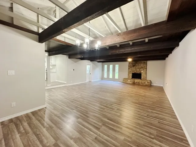 Single Family Residence For Sale in Comanche County , 302 W Highland Avenue, Comanche, Texas 76442, 4 Bedroom, 3 Bathroom, 3 Garage spaces, 2,746 Sqft, built in 1940, mls#21346814, Real Estate Agent in Comanche, Homes For Sale in Comanche county, Homes For Sale in Comanche, Realtor in Comanche Texas, Real Estate Brokerage Independent Realty Texas, Luminita Cordes Realtor