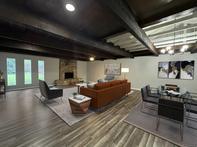 Single Family Residence For Sale in Comanche County , 302 W Highland Avenue, Comanche, Texas 76442, 4 Bedroom, 3 Bathroom, 3 Garage spaces, 2,746 Sqft, built in 1940, mls#21346814, Real Estate Agent in Comanche, Homes For Sale in Comanche county, Homes For Sale in Comanche, Realtor in Comanche Texas, Real Estate Brokerage Independent Realty Texas, Luminita Cordes Realtor