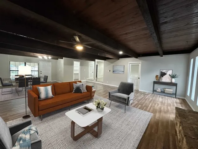 Single Family Residence For Sale in Comanche County , 302 W Highland Avenue, Comanche, Texas 76442, 4 Bedroom, 3 Bathroom, 3 Garage spaces, 2,746 Sqft, built in 1940, mls#21346814, Real Estate Agent in Comanche, Homes For Sale in Comanche county, Homes For Sale in Comanche, Realtor in Comanche Texas, Real Estate Brokerage Independent Realty Texas, Luminita Cordes Realtor