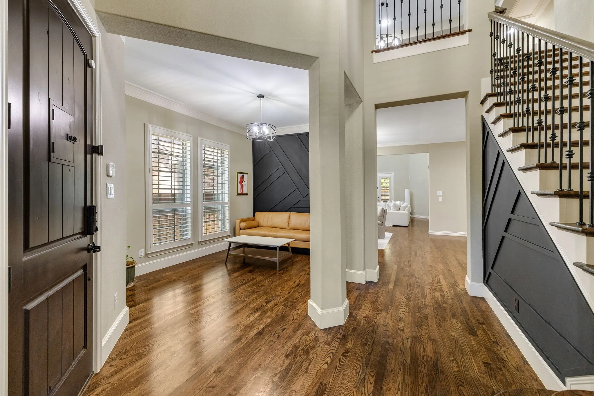 Single Family Residence For Sale in Dallas County , 2029 N Hill Drive, Irving, Texas 75038, 4 Bedroom, 3 Bathroom, 2 Garage spaces, 3,638 Sqft, built in 2016, mls#21343017, Real Estate Agent in Irving, Homes For Sale in Dallas county, Homes For Sale in Irving, Realtor in Irving Texas, Real Estate Brokerage Independent Realty Texas, Luminita Cordes Realtor