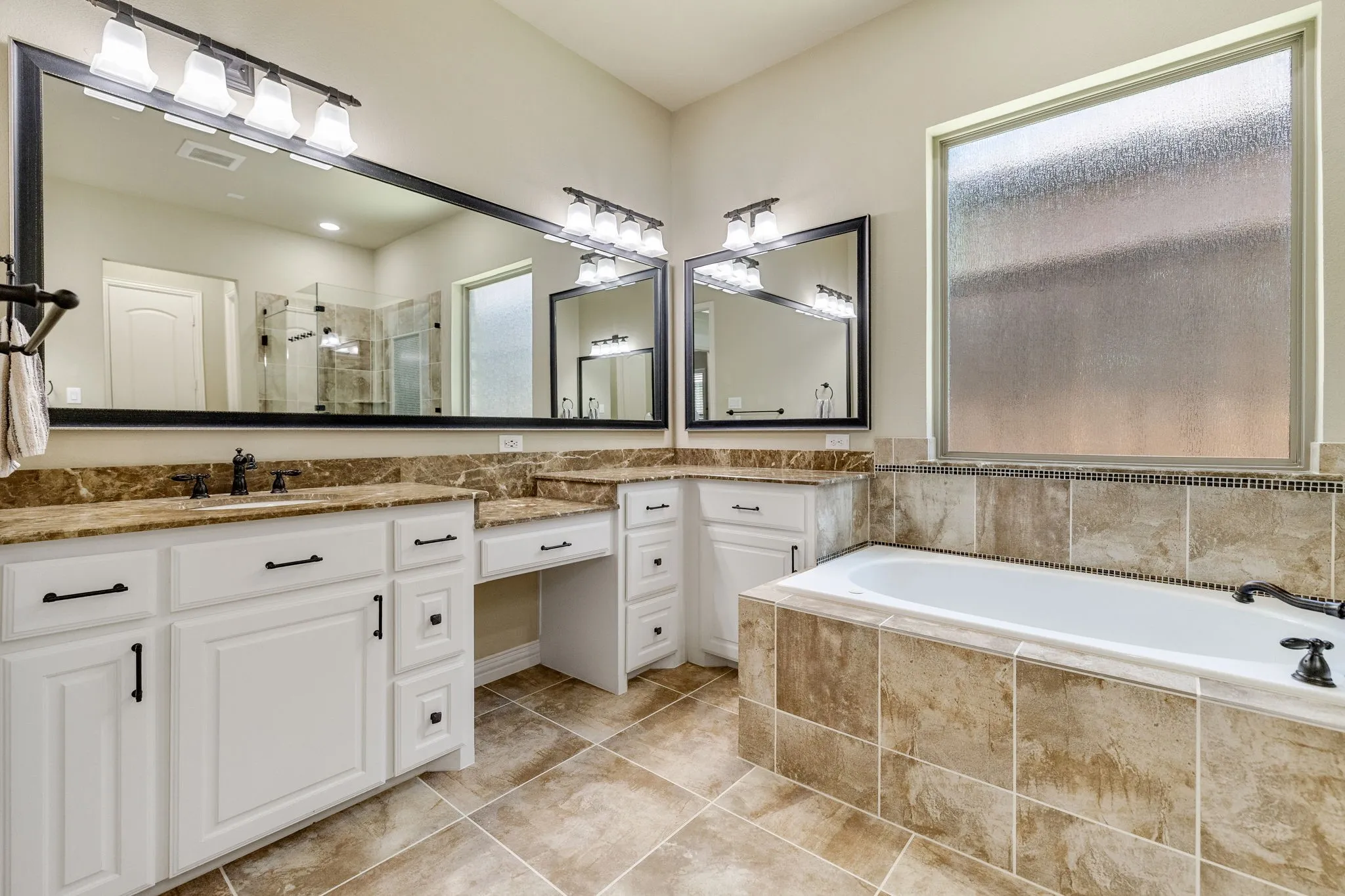 Single Family Residence For Sale in Dallas County , 2029 N Hill Drive, Irving, Texas 75038, 4 Bedroom, 3 Bathroom, 2 Garage spaces, 3,638 Sqft, built in 2016, mls#21343017, Real Estate Agent in Irving, Homes For Sale in Dallas county, Homes For Sale in Irving, Realtor in Irving Texas, Real Estate Brokerage Independent Realty Texas, Luminita Cordes Realtor