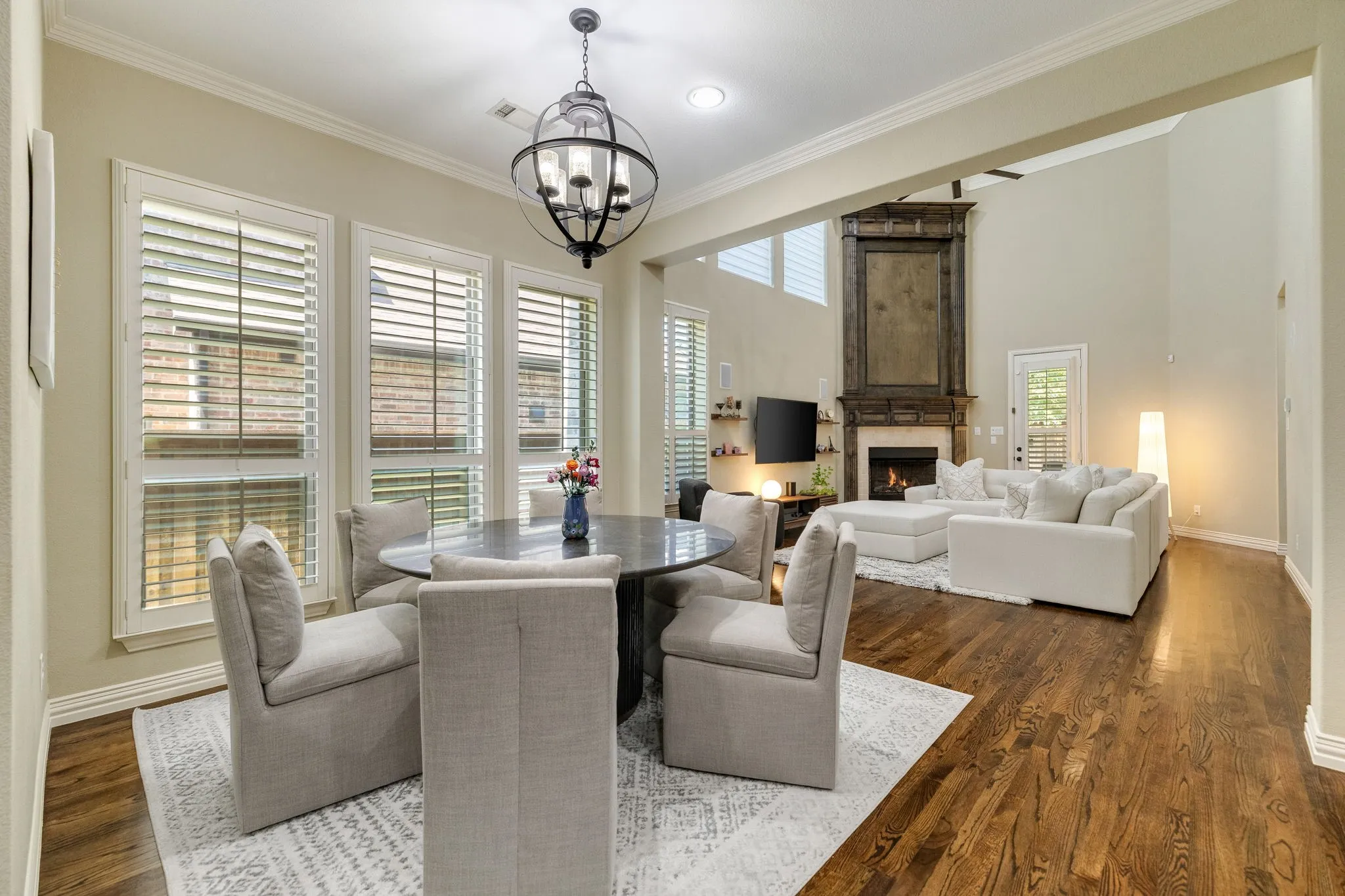 Single Family Residence For Sale in Dallas County , 2029 N Hill Drive, Irving, Texas 75038, 4 Bedroom, 3 Bathroom, 2 Garage spaces, 3,638 Sqft, built in 2016, mls#21343017, Real Estate Agent in Irving, Homes For Sale in Dallas county, Homes For Sale in Irving, Realtor in Irving Texas, Real Estate Brokerage Independent Realty Texas, Luminita Cordes Realtor