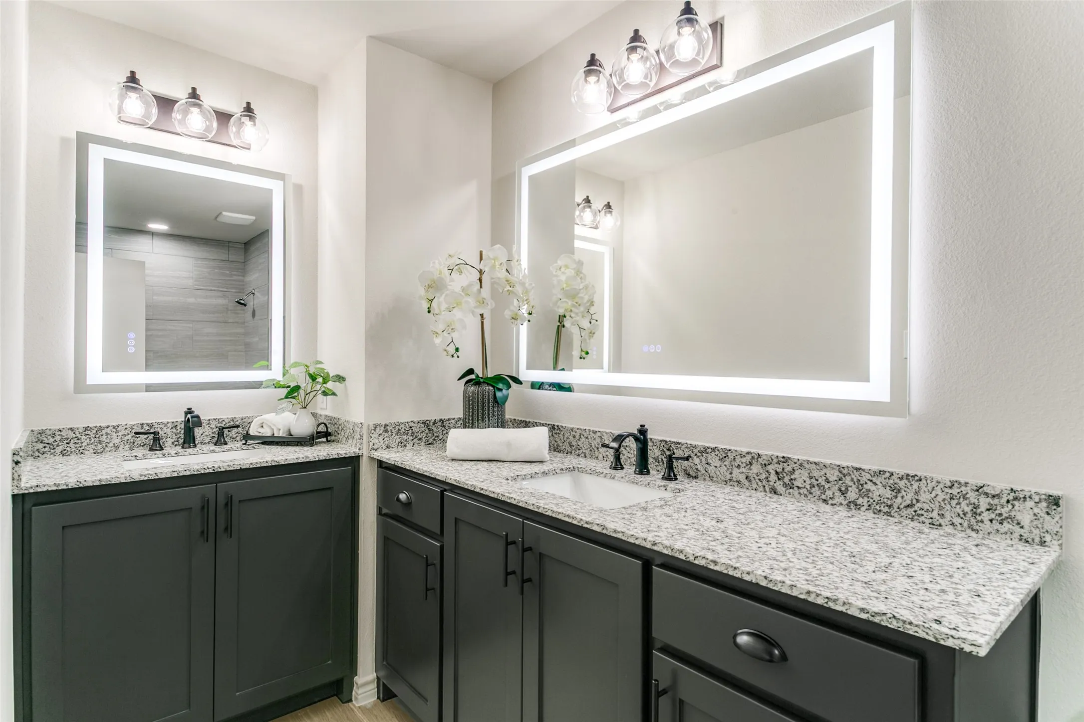 Single Family Residence For Sale in Denton County , 2212 Silverthorn Lane, Flower Mound, Texas 75028, 3 Bedroom, 2 Bathroom, 2 Garage spaces, 1,142 Sqft, built in 1990, mls#21346290, Real Estate Agent in Flower Mound, Homes For Sale in Denton county, Homes For Sale in Flower Mound, Realtor in Flower Mound Texas, Real Estate Brokerage Independent Realty Texas, Luminita Cordes Realtor
