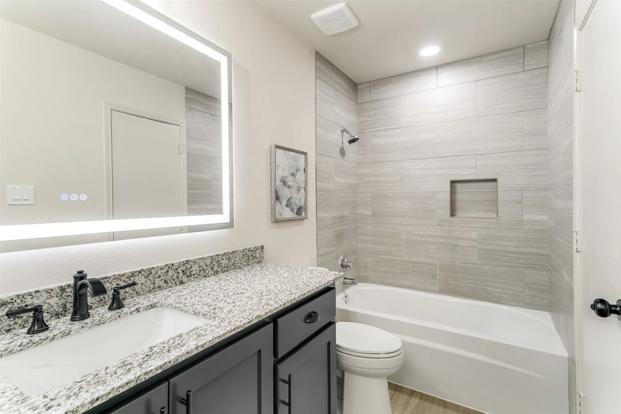 Single Family Residence For Sale in Denton County , 2212 Silverthorn Lane, Flower Mound, Texas 75028, 3 Bedroom, 2 Bathroom, 2 Garage spaces, 1,142 Sqft, built in 1990, mls#21346290, Real Estate Agent in Flower Mound, Homes For Sale in Denton county, Homes For Sale in Flower Mound, Realtor in Flower Mound Texas, Real Estate Brokerage Independent Realty Texas, Luminita Cordes Realtor
