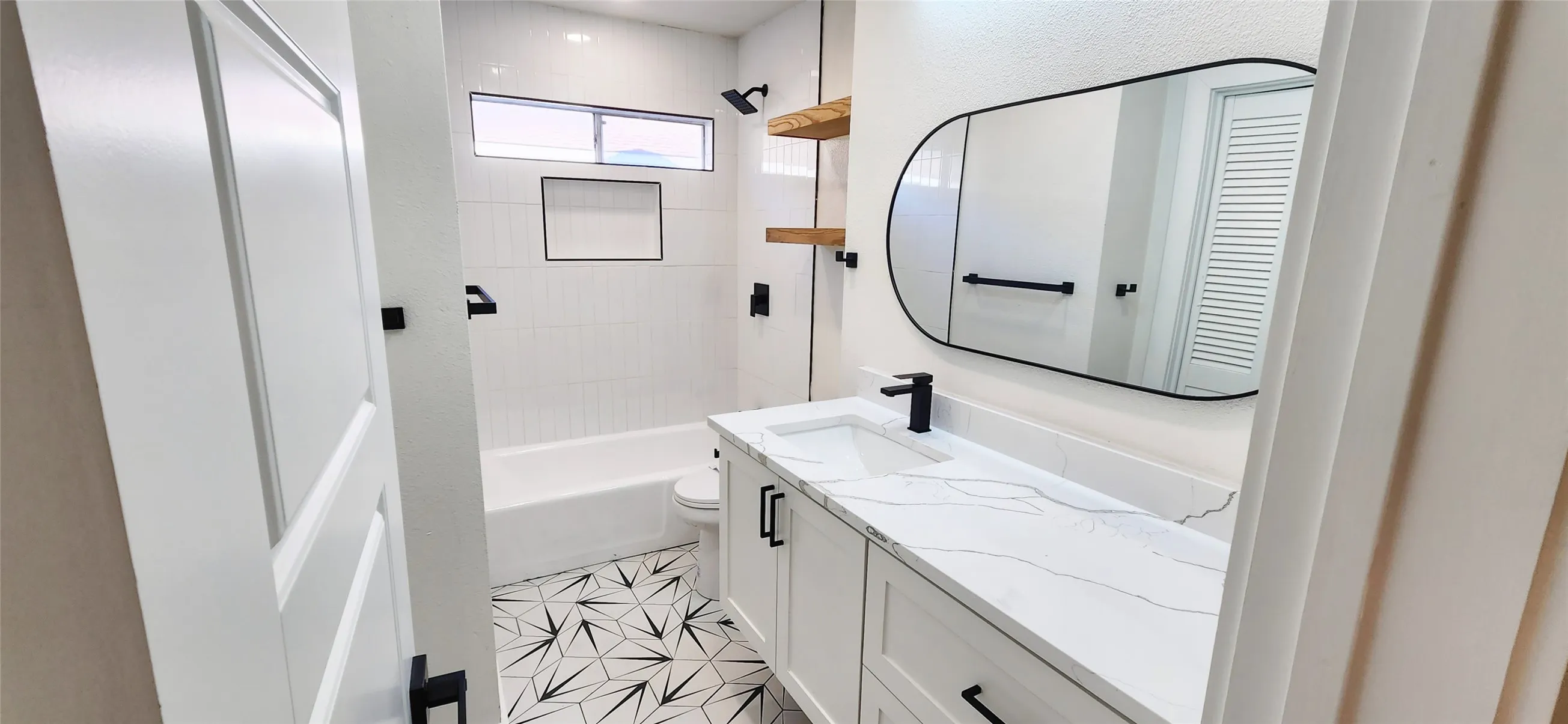 Single Family Residence For Sale in Dallas County , 1607 Centenary Drive, Richardson, Texas 75081, 3 Bedroom, 2 Bathroom, 2 Garage spaces, 1,968 Sqft, built in 1971, mls#21346816, Real Estate Agent in Richardson, Homes For Sale in Dallas county, Homes For Sale in Richardson, Realtor in Richardson Texas, Real Estate Brokerage Independent Realty Texas, Luminita Cordes Realtor