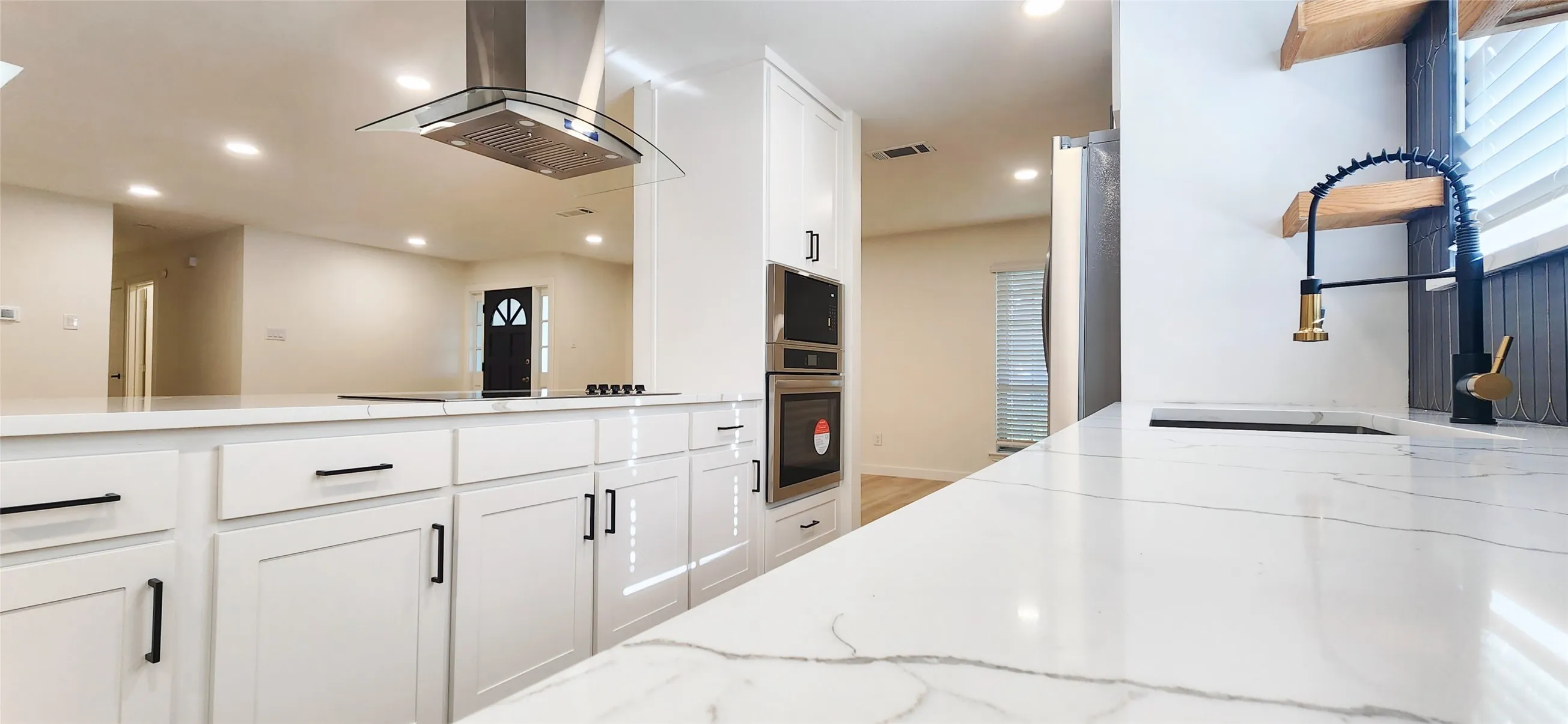 Single Family Residence For Sale in Dallas County , 1607 Centenary Drive, Richardson, Texas 75081, 3 Bedroom, 2 Bathroom, 2 Garage spaces, 1,968 Sqft, built in 1971, mls#21346816, Real Estate Agent in Richardson, Homes For Sale in Dallas county, Homes For Sale in Richardson, Realtor in Richardson Texas, Real Estate Brokerage Independent Realty Texas, Luminita Cordes Realtor