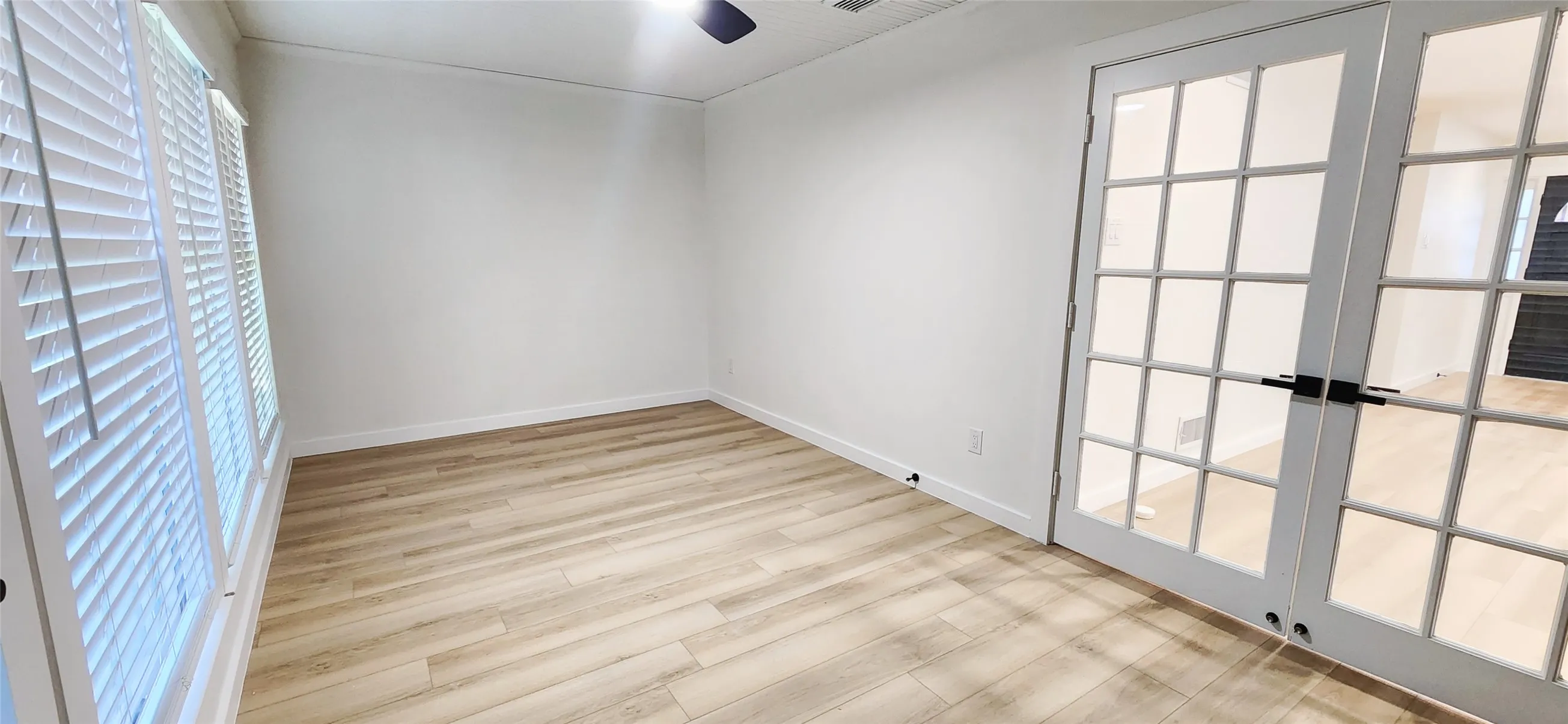 Single Family Residence For Sale in Dallas County , 1607 Centenary Drive, Richardson, Texas 75081, 3 Bedroom, 2 Bathroom, 2 Garage spaces, 1,968 Sqft, built in 1971, mls#21346816, Real Estate Agent in Richardson, Homes For Sale in Dallas county, Homes For Sale in Richardson, Realtor in Richardson Texas, Real Estate Brokerage Independent Realty Texas, Luminita Cordes Realtor