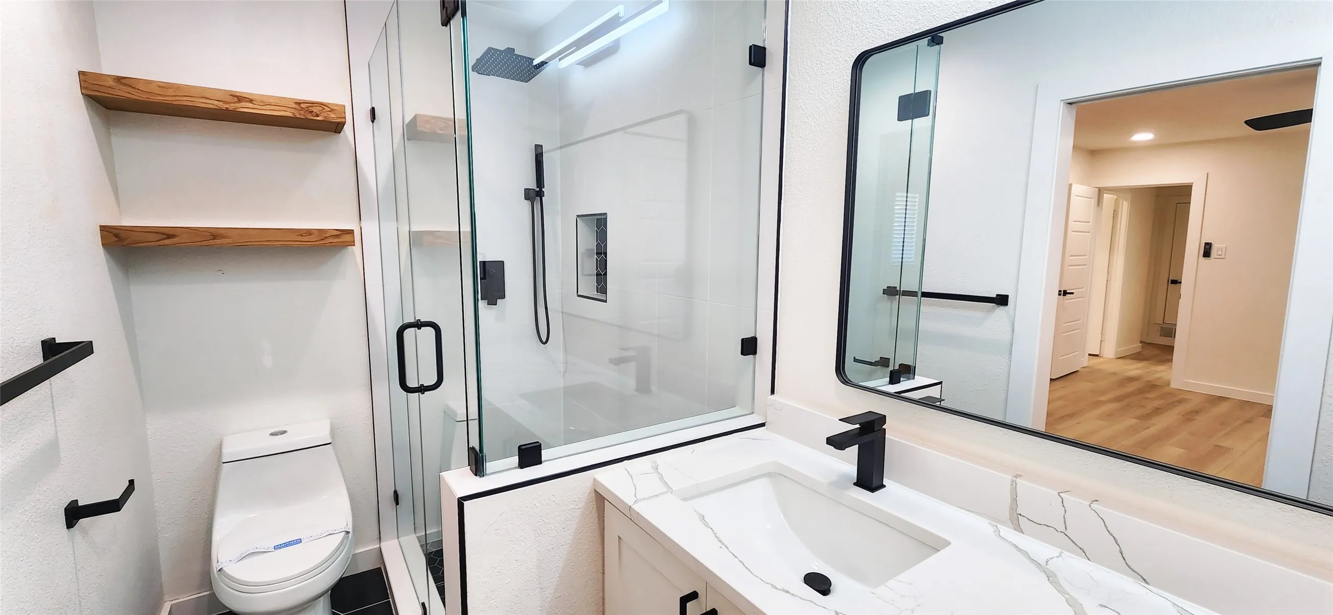 Single Family Residence For Sale in Dallas County , 1607 Centenary Drive, Richardson, Texas 75081, 3 Bedroom, 2 Bathroom, 2 Garage spaces, 1,968 Sqft, built in 1971, mls#21346816, Real Estate Agent in Richardson, Homes For Sale in Dallas county, Homes For Sale in Richardson, Realtor in Richardson Texas, Real Estate Brokerage Independent Realty Texas, Luminita Cordes Realtor