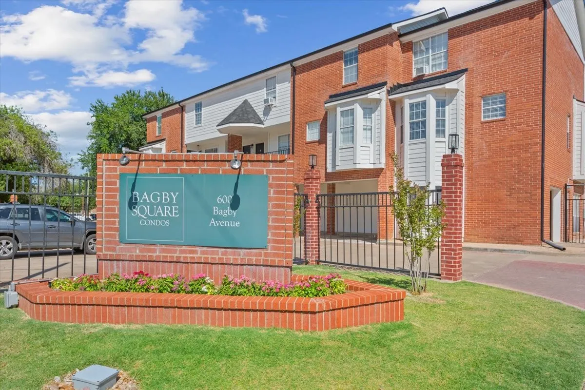 Welcome to 600 Bagby Ave. #5C, located directly across from Baylor University in one of Waco's few truly walkable campus communities.
