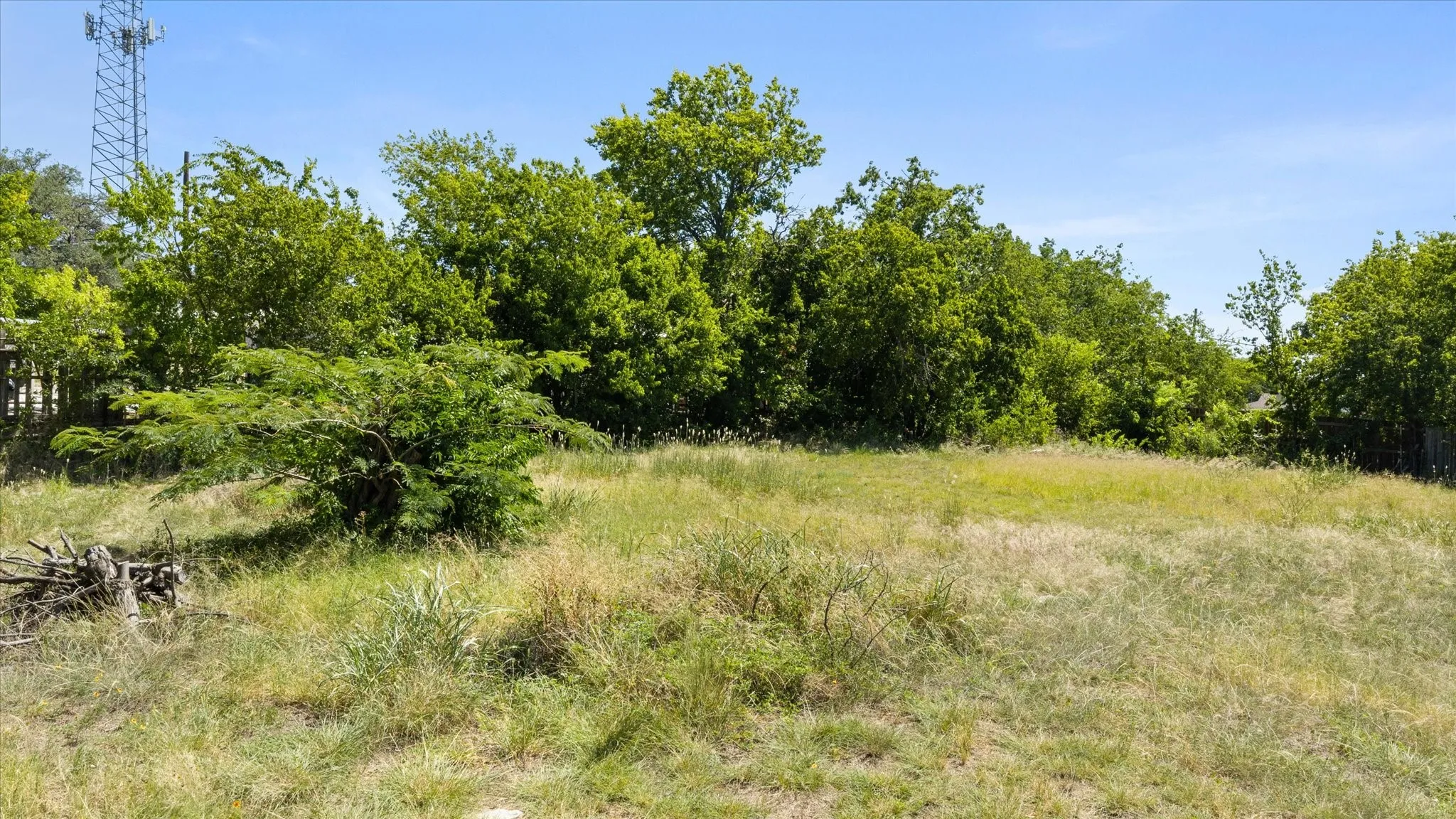 Unimproved Land For Sale in Hood County , 721 N Houston Street, Granbury, Texas 76048, 0, 0, Garage spaces, 0 Sqft, built in 0, mls#21346753, Real Estate Agent in Granbury, Homes For Sale in Hood county, Homes For Sale in Granbury, Realtor in Granbury Texas, Real Estate Brokerage Independent Realty Texas, Luminita Cordes Realtor