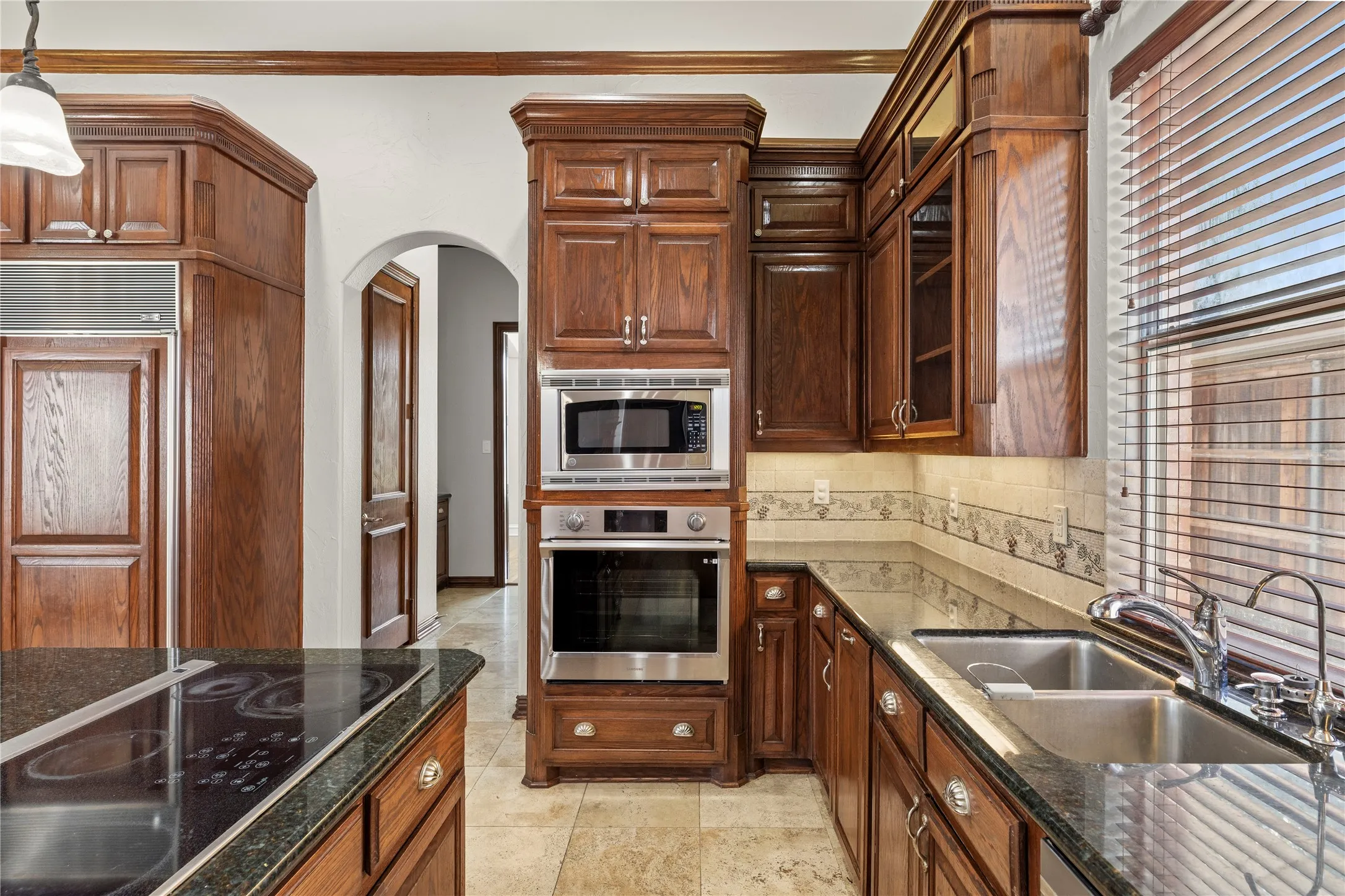 Single Family Residence For Rent in Collin County , 5905 Dorset Drive, Plano, Texas 75093, 5 Bedroom, 7 Bathroom, 2 Garage spaces, 3,839 Sqft, built in 2001, mls#21346738, Real Estate Agent in Plano, Homes For Rent in Collin county, Homes For Rent in Plano, Realtor in Plano Texas, Real Estate Brokerage Independent Realty Texas, Luminita Cordes Realtor