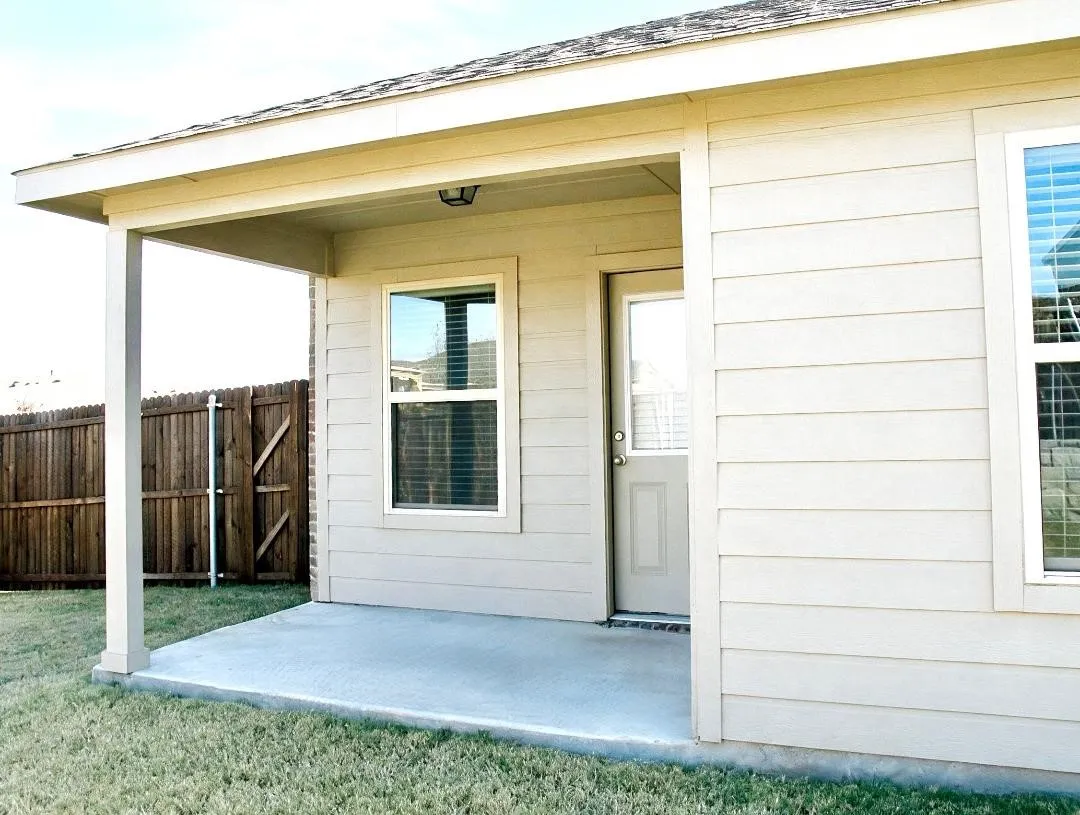 Single Family Residence For Sale in Collin County , 1224 Rainer Drive, Princeton, Texas 75407, 4 Bedroom, 2 Bathroom, 2 Garage spaces, 1,597 Sqft, built in 2014, mls#21346875, Real Estate Agent in Princeton, Homes For Sale in Collin county, Homes For Sale in Princeton, Realtor in Princeton Texas, Real Estate Brokerage Independent Realty Texas, Luminita Cordes Realtor