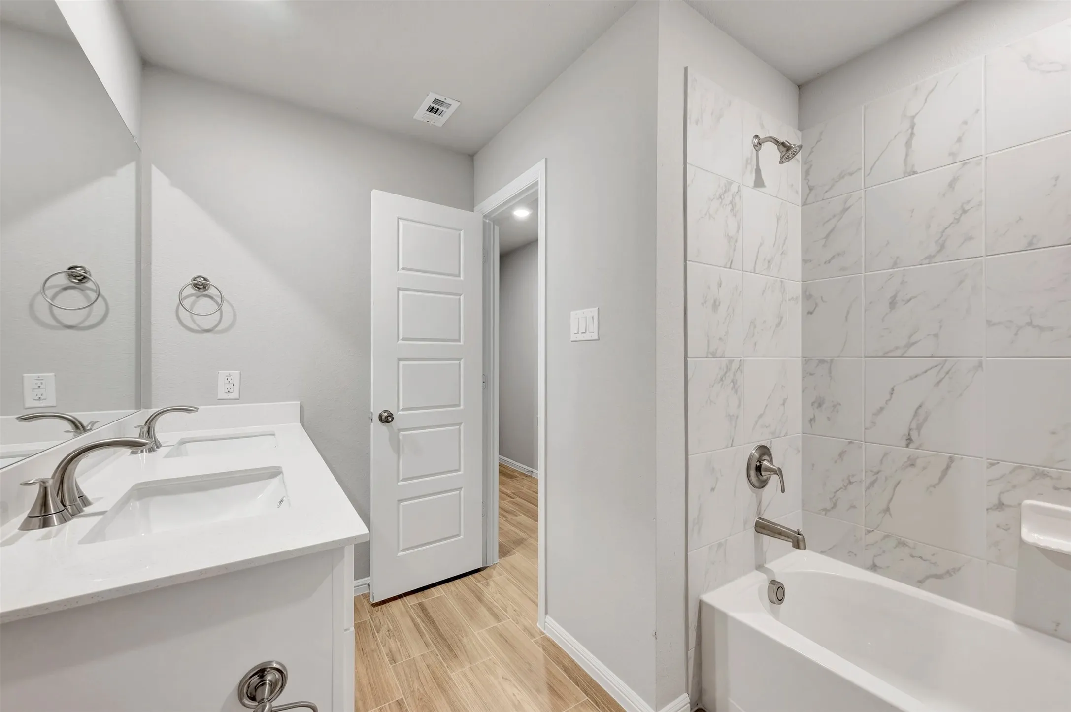 Single Family Residence For Sale in Denton County , 122 Hudson Lane, Justin, Texas 76247, 4 Bedroom, 3 Bathroom, 2 Garage spaces, 2,894 Sqft, built in 2026, mls#21340553, Real Estate Agent in Justin, Homes For Sale in Denton county, Homes For Sale in Justin, Realtor in Justin Texas, Real Estate Brokerage Independent Realty Texas, Luminita Cordes Realtor