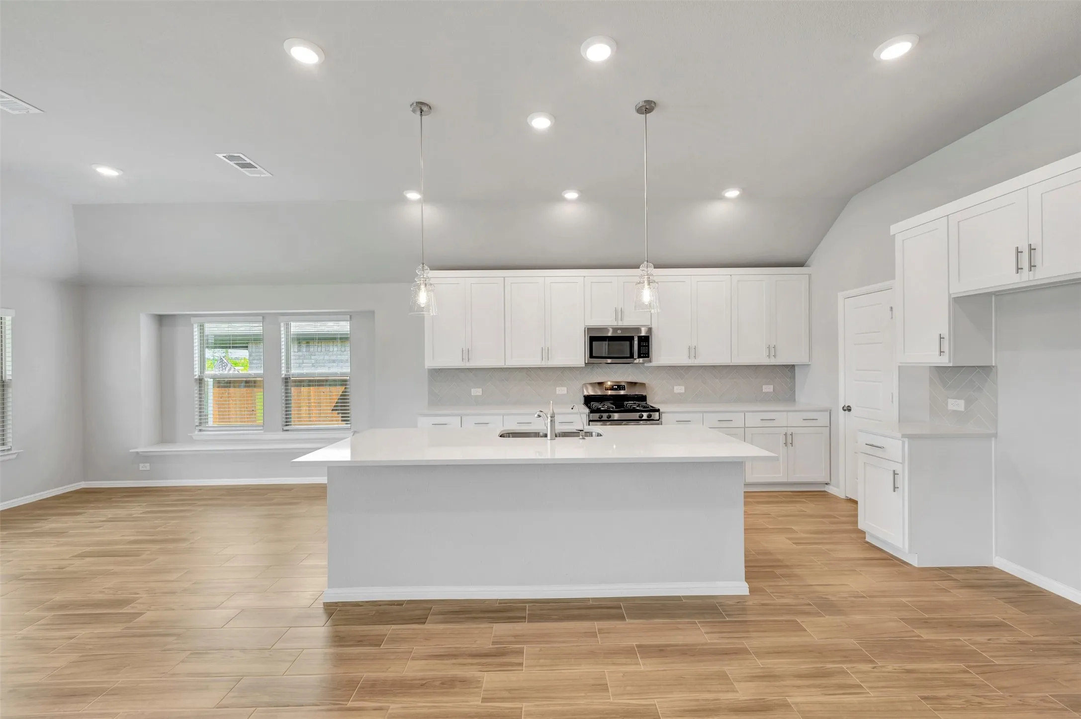 Single Family Residence For Sale in Denton County , 122 Hudson Lane, Justin, Texas 76247, 4 Bedroom, 3 Bathroom, 2 Garage spaces, 2,894 Sqft, built in 2026, mls#21340553, Real Estate Agent in Justin, Homes For Sale in Denton county, Homes For Sale in Justin, Realtor in Justin Texas, Real Estate Brokerage Independent Realty Texas, Luminita Cordes Realtor