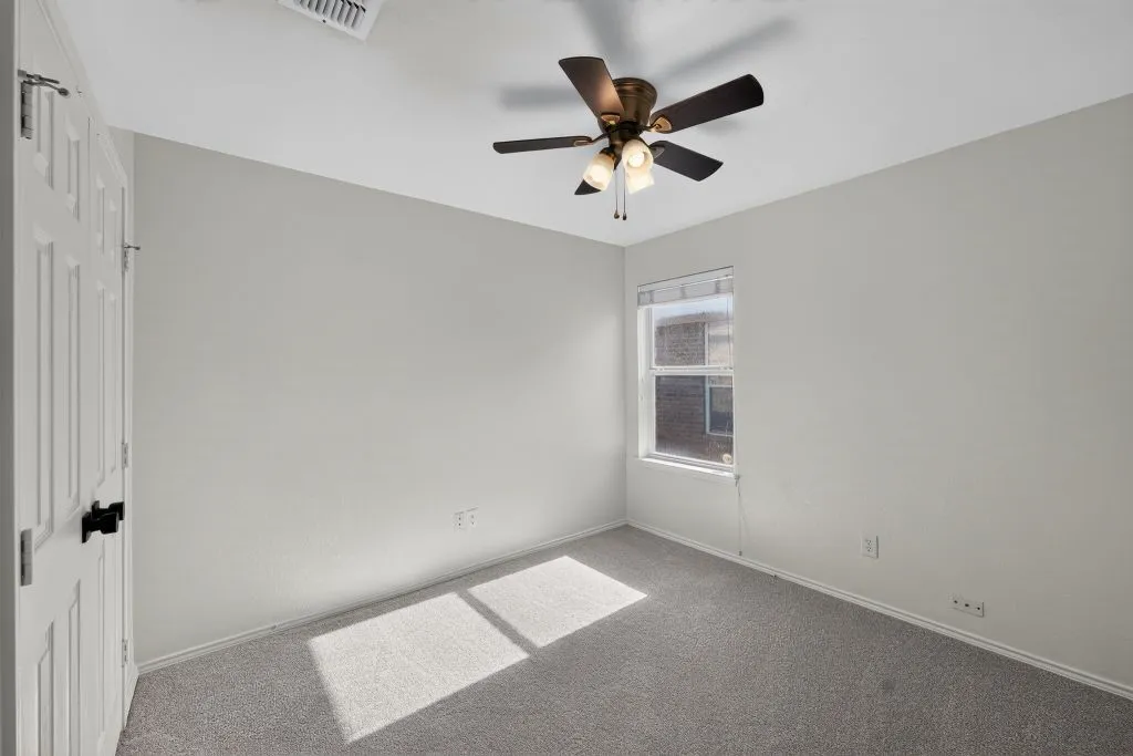 Single Family Residence For Sale in Tarrant County , 7241 Decoy Lane, Fort Worth, Texas 76120, 3 Bedroom, 2 Bathroom, 2 Garage spaces, 1,463 Sqft, built in 2004, mls#21346837, Real Estate Agent in Fort Worth, Homes For Sale in Tarrant county, Homes For Sale in Fort Worth, Realtor in Fort Worth Texas, Real Estate Brokerage Independent Realty Texas, Luminita Cordes Realtor