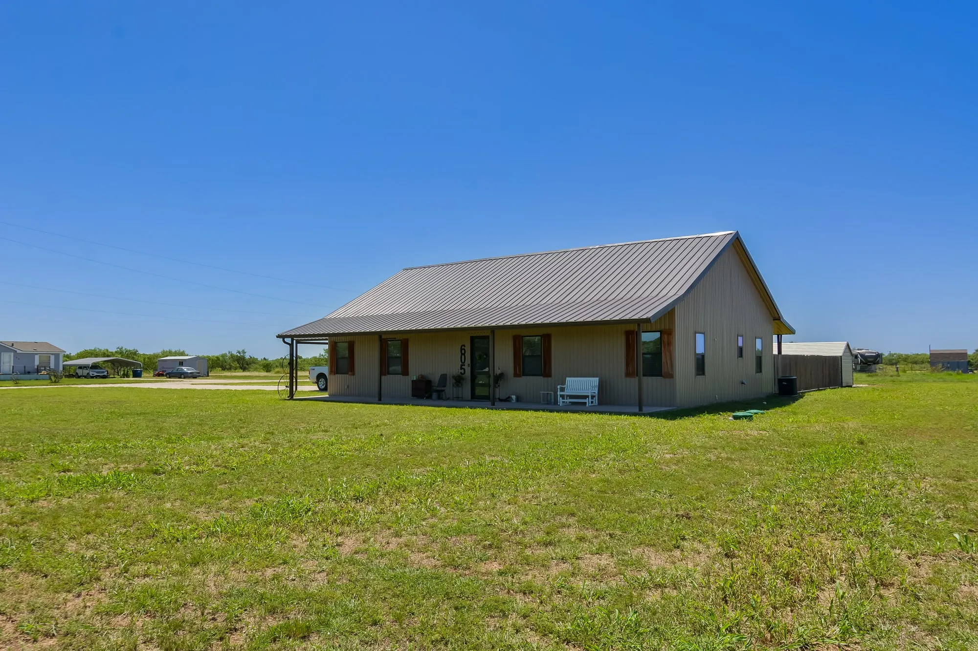 Single Family Residence For Sale in Taylor County , 605 Fm 614, Ovalo, Texas 79541, 3 Bedroom, 3 Bathroom, Garage spaces, 1,980 Sqft, built in 2020, mls#21346888, Real Estate Agent in Ovalo, Homes For Sale in Taylor county, Homes For Sale in Ovalo, Realtor in Ovalo Texas, Real Estate Brokerage Independent Realty Texas, Luminita Cordes Realtor