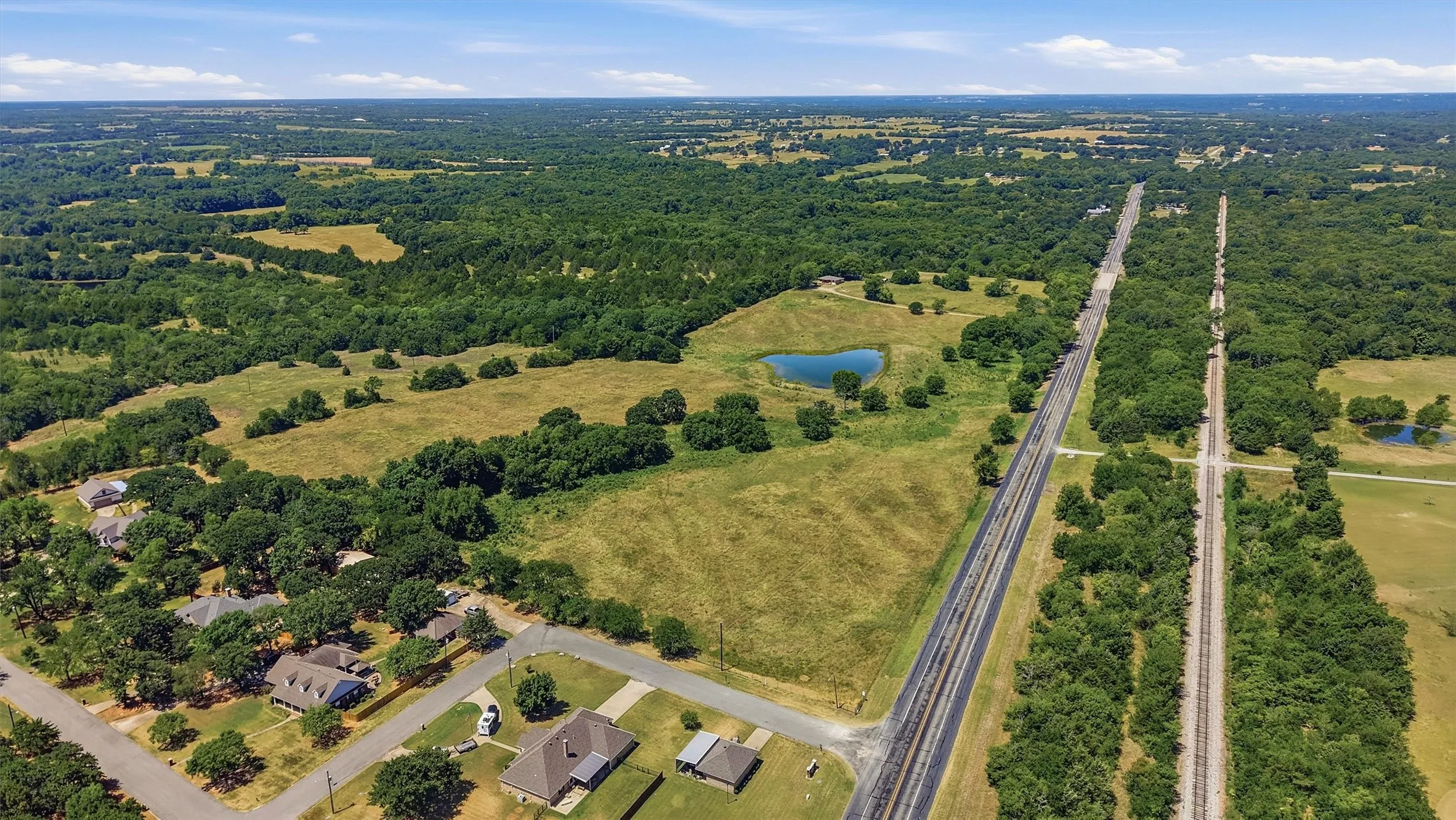 Farm For Sale in Grayson County , 3636 State Highway 56, Bells, Texas 75414, 3 Bedroom, 1 Bathroom, Garage spaces, 1,025 Sqft, built in 1965, mls#21344700, Real Estate Agent in Bells, Homes For Sale in Grayson county, Homes For Sale in Bells, Realtor in Bells Texas, Real Estate Brokerage Independent Realty Texas, Luminita Cordes Realtor
