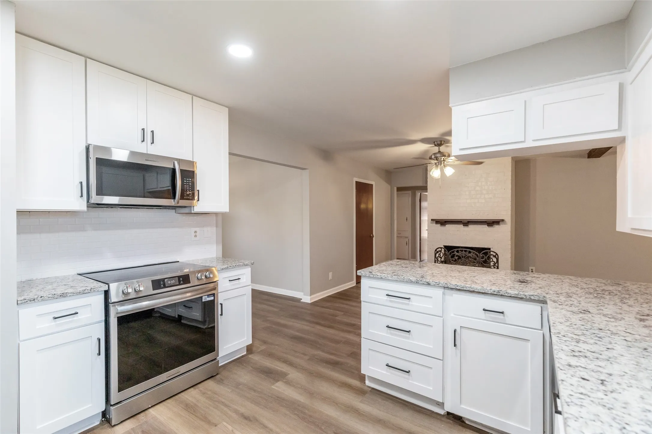 Single Family Residence For Sale in Taylor County , 2152 Westview Drive, Abilene, Texas 79603, 3 Bedroom, 2 Bathroom, Garage spaces, 1,648 Sqft, built in 1959, mls#21346881, Real Estate Agent in Abilene, Homes For Sale in Taylor county, Homes For Sale in Abilene, Realtor in Abilene Texas, Real Estate Brokerage Independent Realty Texas, Luminita Cordes Realtor