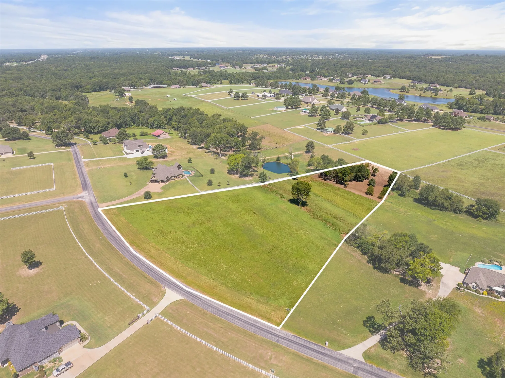 Improved Land For Sale in Smith County , 23050 Bridle View Drive, Lindale, Texas 75771, 0, 0, Garage spaces, 0 Sqft, built in 0, Price $171,050, mls#21346907, Real Estate Agent in Lindale, Homes For Sale in Smith county, Homes For Sale in Lindale, Realtor in Lindale Texas, Real Estate Brokerage Independent Realty Texas, Luminita Cordes Realtor