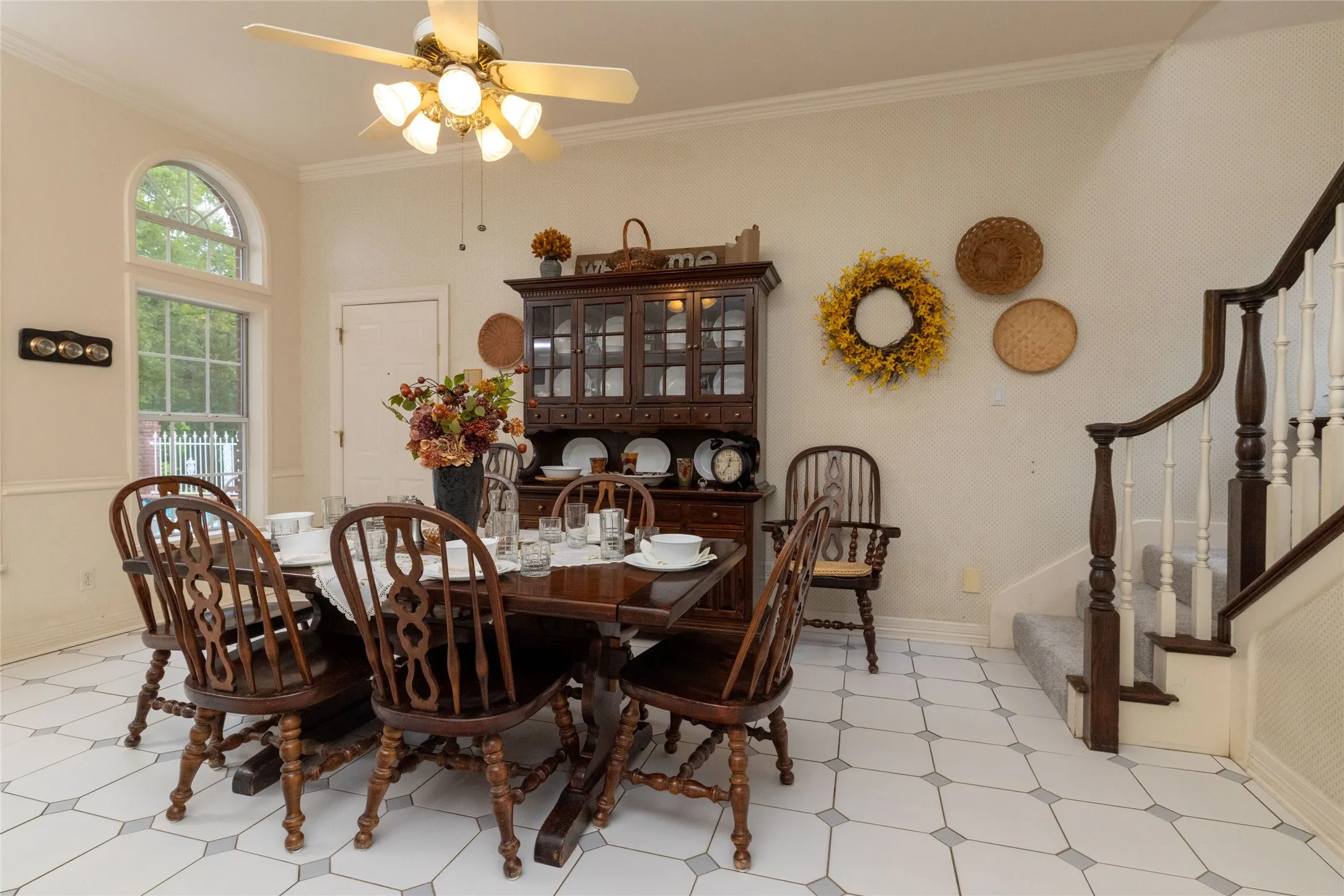 Single Family Residence For Sale in Tarrant County , 4106 Trail Bend Court, Colleyville, Texas 76034, 4 Bedroom, 5 Bathroom, 3 Garage spaces, 4,354 Sqft, built in 1988, mls#21346797, Real Estate Agent in Colleyville, Homes For Sale in Tarrant county, Homes For Sale in Colleyville, Realtor in Colleyville Texas, Real Estate Brokerage Independent Realty Texas, Luminita Cordes Realtor