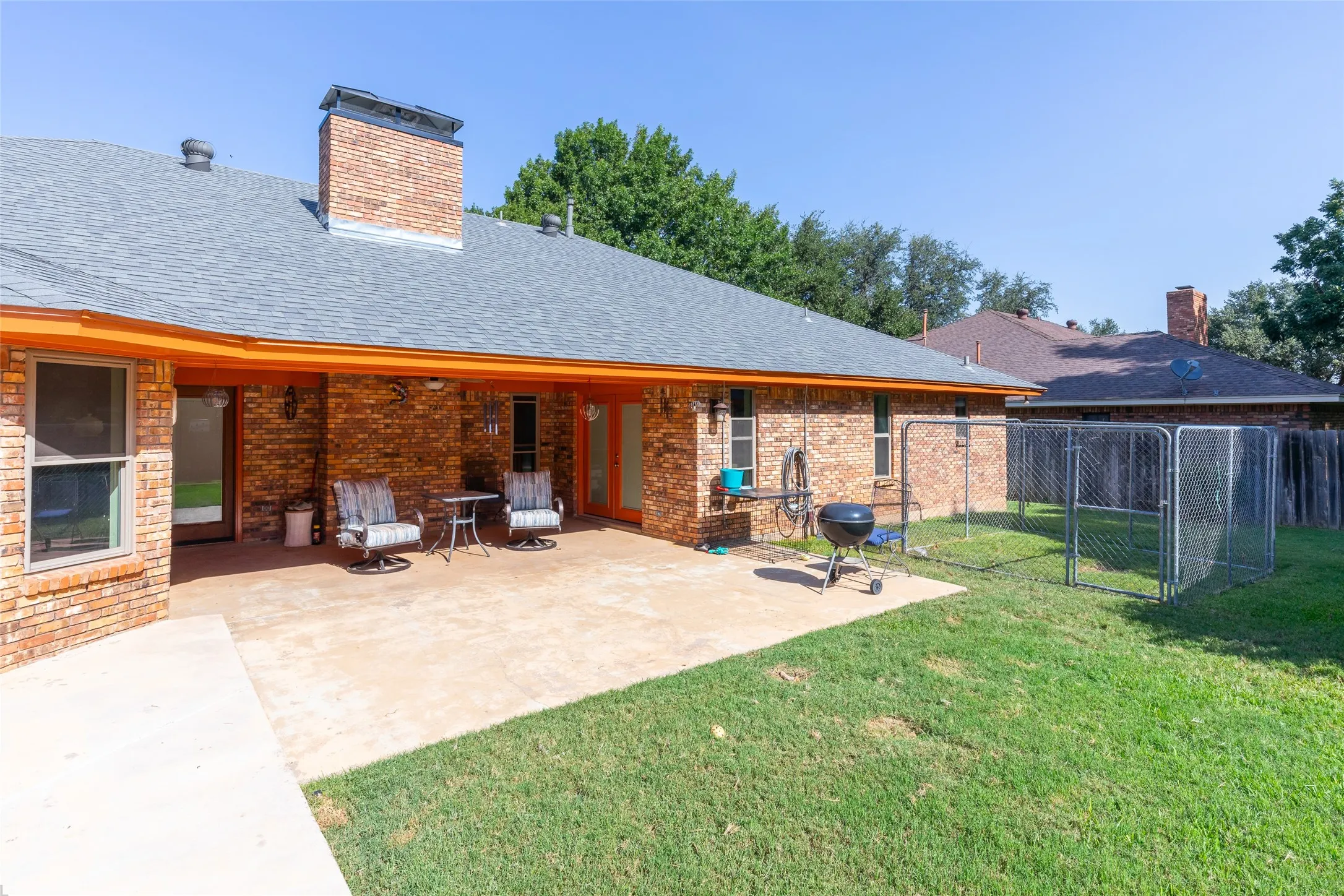 Single Family Residence For Sale in Taylor County , 5025 Patsye Ann Cove, Abilene, Texas 79606, 4 Bedroom, 2 Bathroom, 2 Garage spaces, 2,368 Sqft, built in 1982, mls#21345628, Real Estate Agent in Abilene, Homes For Sale in Taylor county, Homes For Sale in Abilene, Realtor in Abilene Texas, Real Estate Brokerage Independent Realty Texas, Luminita Cordes Realtor