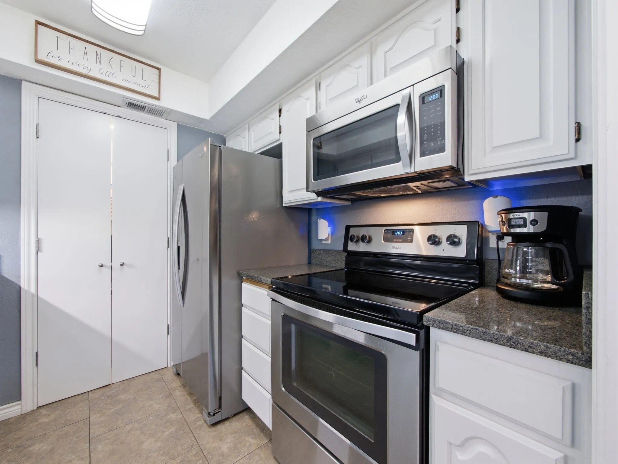 Condominium For Sale in Rockwall County , 1104 Signal Ridge Place 1104, Rockwall, Texas 75032, 2 Bedroom, 2 Bathroom, Garage spaces, 1,148 Sqft, built in 1985, mls#21346923, Real Estate Agent in Rockwall, Homes For Sale in Rockwall county, Homes For Sale in Rockwall, Realtor in Rockwall Texas, Real Estate Brokerage Independent Realty Texas, Luminita Cordes Realtor