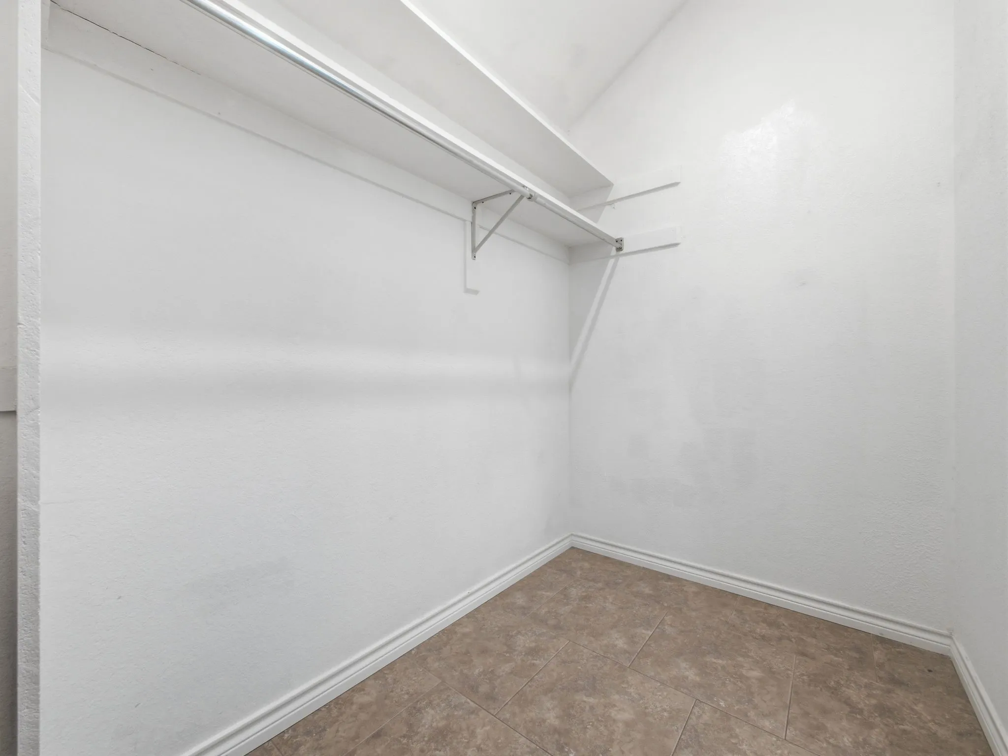 Condominium For Sale in Rockwall County , 1104 Signal Ridge Place 1104, Rockwall, Texas 75032, 2 Bedroom, 2 Bathroom, Garage spaces, 1,148 Sqft, built in 1985, mls#21346923, Real Estate Agent in Rockwall, Homes For Sale in Rockwall county, Homes For Sale in Rockwall, Realtor in Rockwall Texas, Real Estate Brokerage Independent Realty Texas, Luminita Cordes Realtor