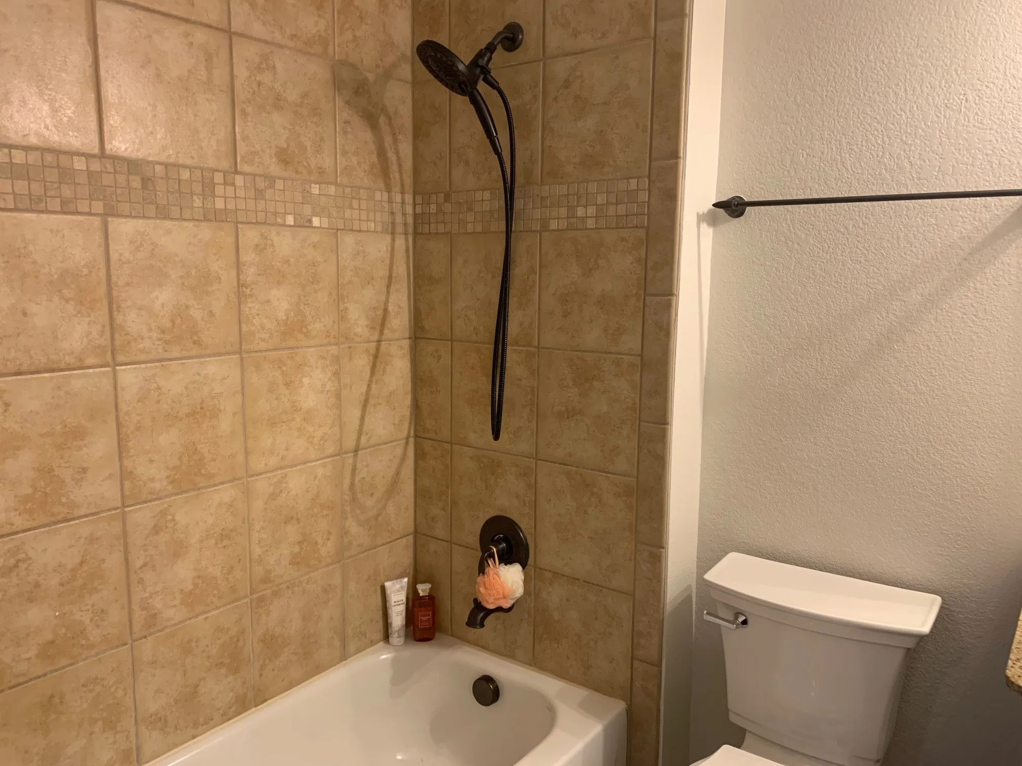 Condominium For Rent in Rockwall County , 1875 Signal Ridge Place, Rockwall, Texas 75032, 2 Bedroom, 2 Bathroom, Garage spaces, 1,290 Sqft, built in 2006, mls#21345104, Real Estate Agent in Rockwall, Homes For Rent in Rockwall county, Homes For Rent in Rockwall, Realtor in Rockwall Texas, Real Estate Brokerage Independent Realty Texas, Luminita Cordes Realtor
