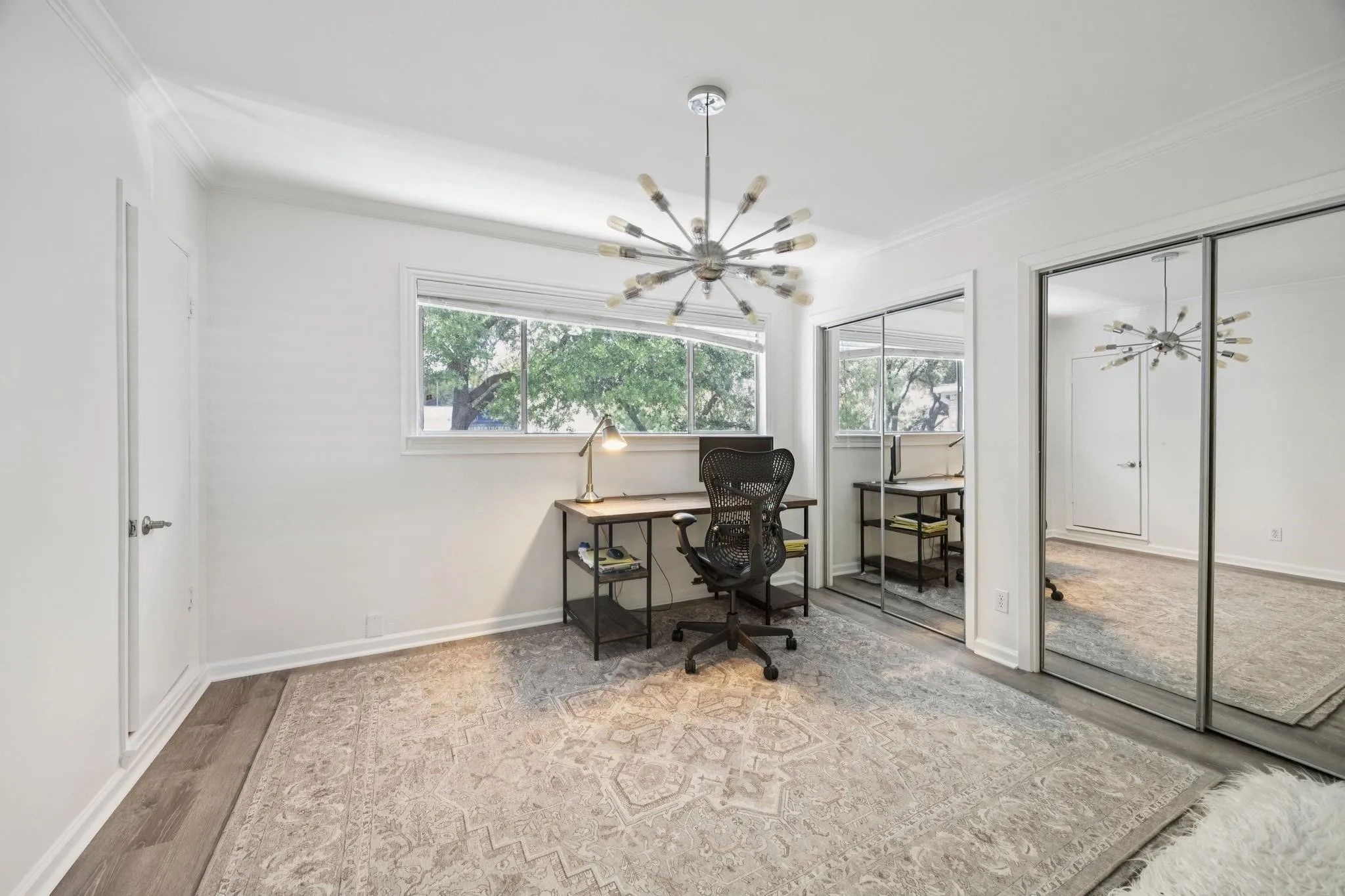 Condominium For Sale in Dallas County , 3321 Cole Avenue 116, Dallas, Texas 75204, 2 Bedroom, 2 Bathroom, Garage spaces, 1,044 Sqft, built in 1961, mls#21346940, Real Estate Agent in Dallas, Homes For Sale in Dallas county, Homes For Sale in Dallas, Realtor in Dallas Texas, Real Estate Brokerage Independent Realty Texas, Luminita Cordes Realtor