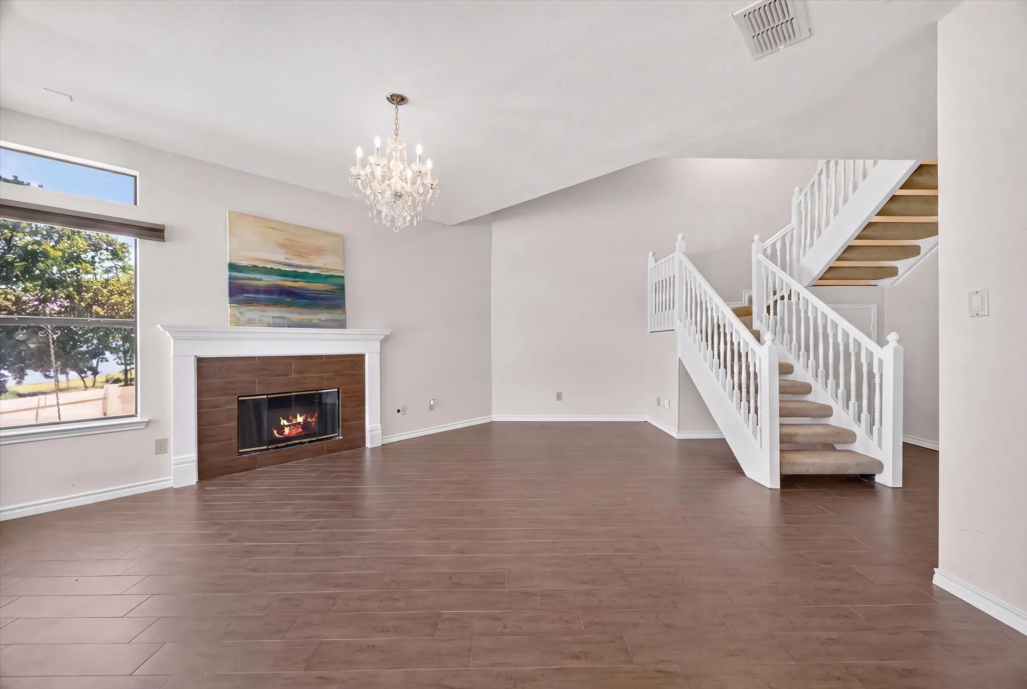Single Family Residence For Sale in Rockwall County , 9959 Waterfront Trail, Rowlett, Texas 75087, 3 Bedroom, 3 Bathroom, 1 Garage spaces, 1,803 Sqft, built in 1986, mls#21343426, Real Estate Agent in Rowlett, Homes For Sale in Rockwall county, Homes For Sale in Rowlett, Realtor in Rowlett Texas, Real Estate Brokerage Independent Realty Texas, Luminita Cordes Realtor