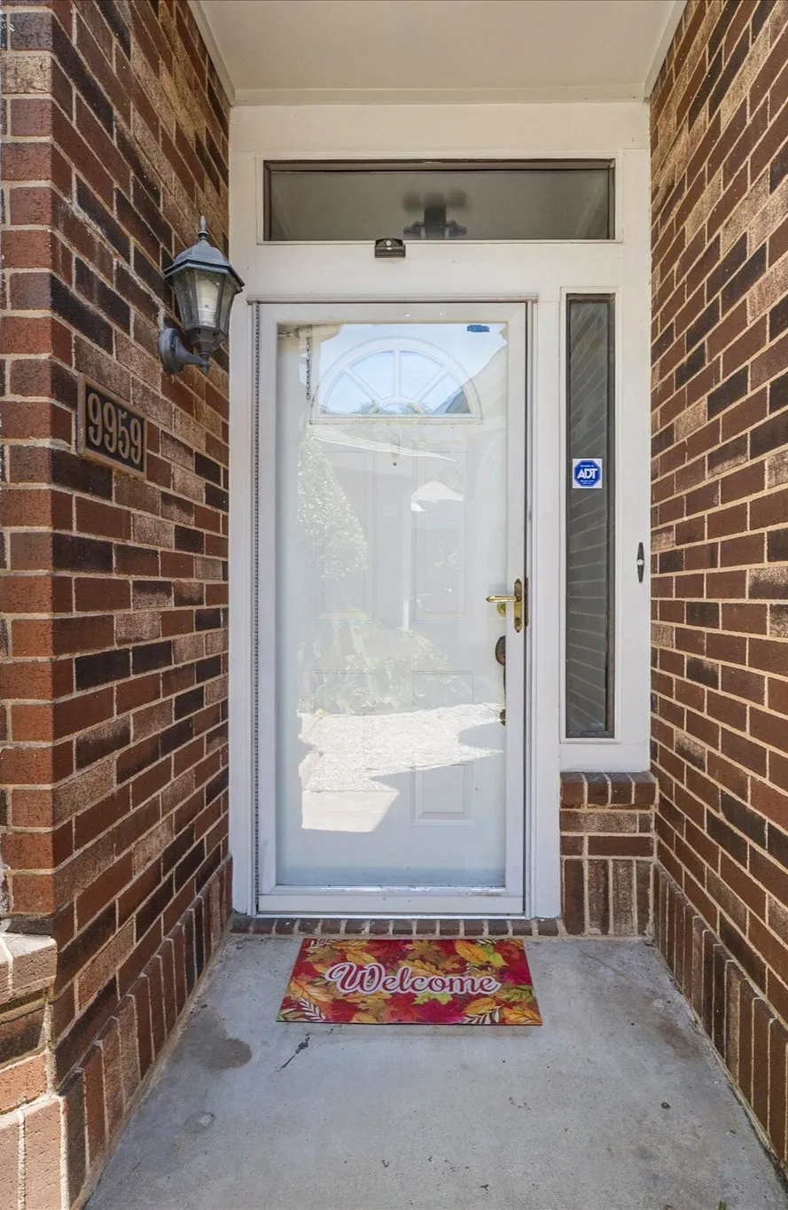Single Family Residence For Sale in Rockwall County , 9959 Waterfront Trail, Rowlett, Texas 75087, 3 Bedroom, 3 Bathroom, 1 Garage spaces, 1,803 Sqft, built in 1986, mls#21343426, Real Estate Agent in Rowlett, Homes For Sale in Rockwall county, Homes For Sale in Rowlett, Realtor in Rowlett Texas, Real Estate Brokerage Independent Realty Texas, Luminita Cordes Realtor