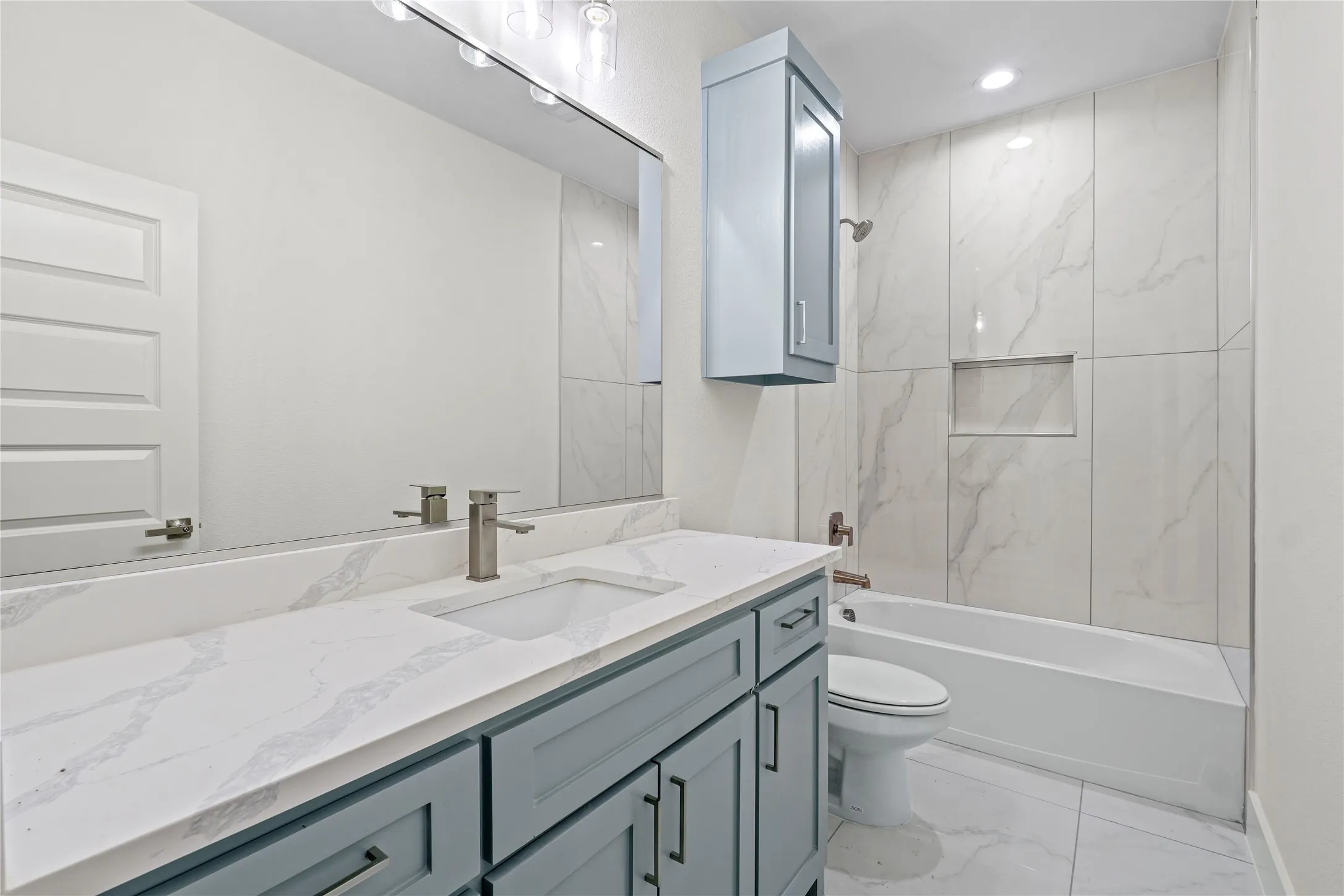 Single Family Residence For Sale in Dallas County , 3335 Spring Avenue, Dallas, Texas 75215, 3 Bedrooms, 2 Bathrooms, 2 Garage spaces, 2,215 Sqft, built in 2026, Price $325,000, mls#21346956, Real Estate Agent in Dallas, Homes For Sale in Dallas county, Homes For Sale in Dallas, Realtor in Dallas Texas, Real Estate Brokerage Independent Realty Texas, Luminita Cordes Realtor