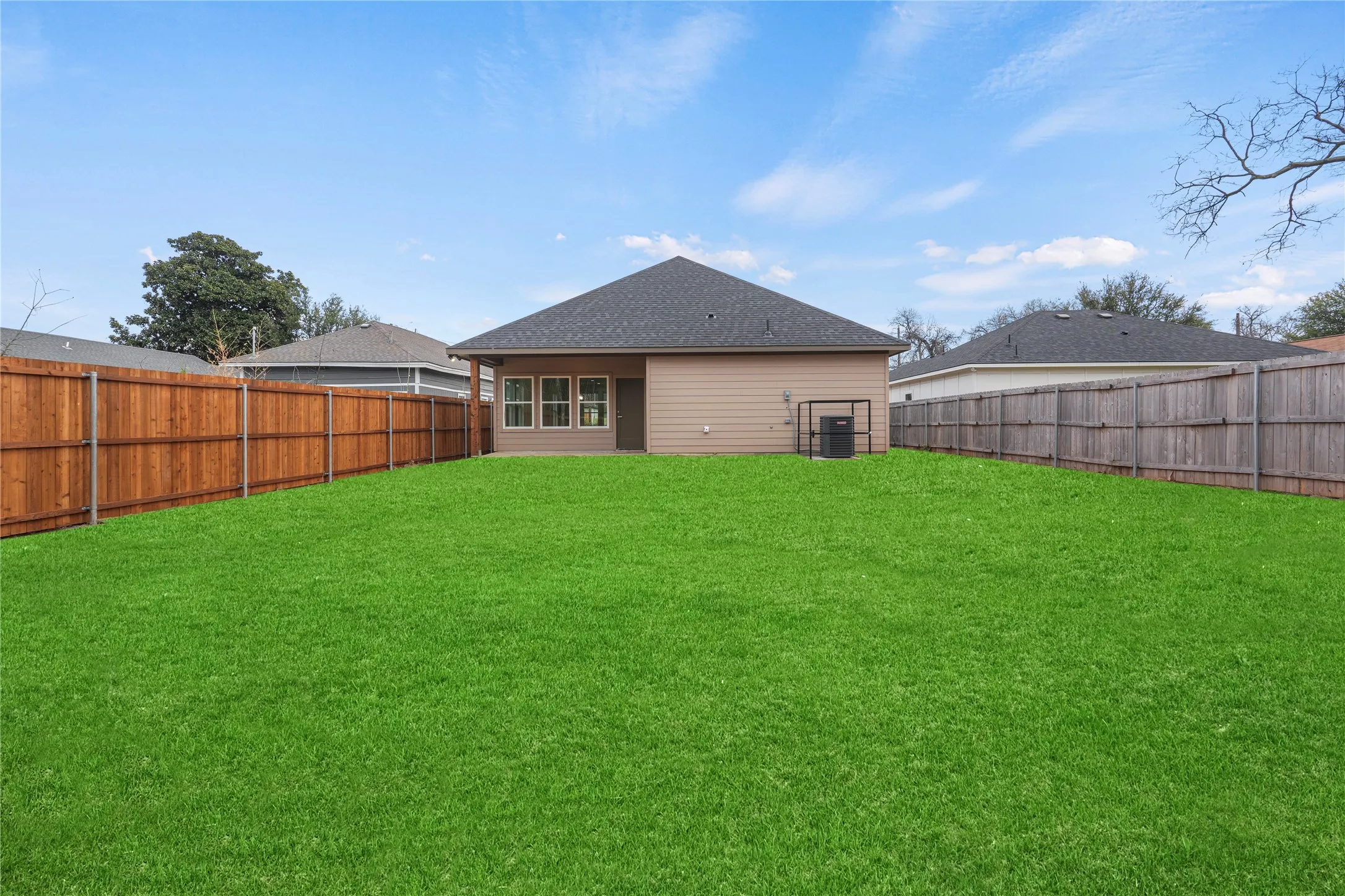 Single Family Residence For Sale in Dallas County , 3335 Spring Avenue, Dallas, Texas 75215, 3 Bedrooms, 2 Bathrooms, 2 Garage spaces, 2,215 Sqft, built in 2026, Price $325,000, mls#21346956, Real Estate Agent in Dallas, Homes For Sale in Dallas county, Homes For Sale in Dallas, Realtor in Dallas Texas, Real Estate Brokerage Independent Realty Texas, Luminita Cordes Realtor
