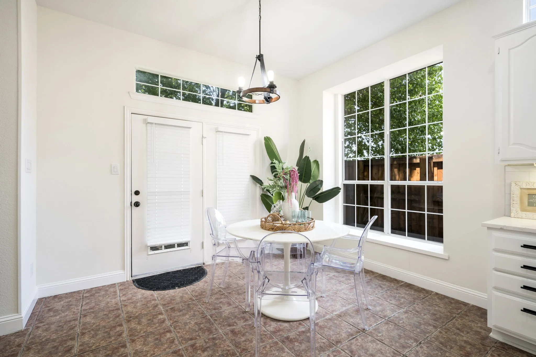 Single Family Residence For Sale in Collin County , 5901 Louisville Drive, Frisco, Texas 75035, 4 Bedroom, 4 Bathroom, 2 Garage spaces, 4,341 Sqft, built in 1995, mls#21346809, Real Estate Agent in Frisco, Homes For Sale in Collin county, Homes For Sale in Frisco, Realtor in Frisco Texas, Real Estate Brokerage Independent Realty Texas, Luminita Cordes Realtor