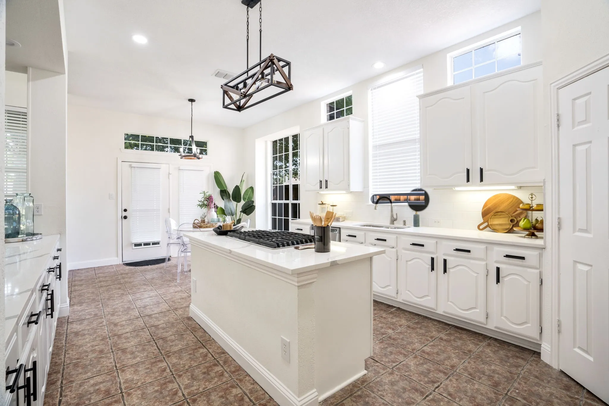 Single Family Residence For Sale in Collin County , 5901 Louisville Drive, Frisco, Texas 75035, 4 Bedroom, 4 Bathroom, 2 Garage spaces, 4,341 Sqft, built in 1995, mls#21346809, Real Estate Agent in Frisco, Homes For Sale in Collin county, Homes For Sale in Frisco, Realtor in Frisco Texas, Real Estate Brokerage Independent Realty Texas, Luminita Cordes Realtor