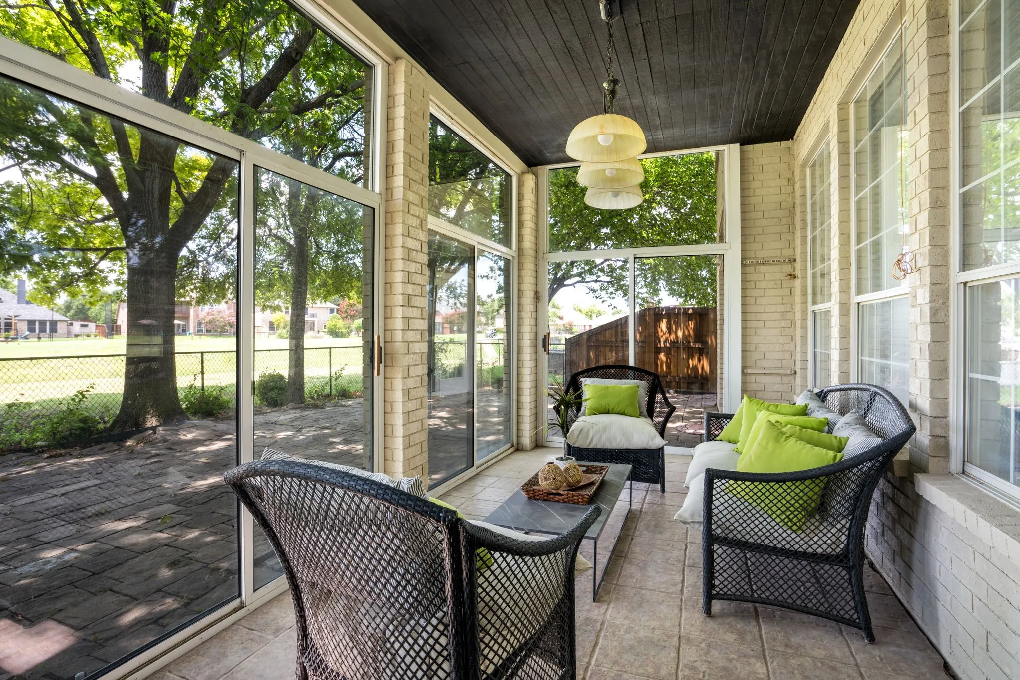 Single Family Residence For Sale in Collin County , 5901 Louisville Drive, Frisco, Texas 75035, 4 Bedroom, 4 Bathroom, 2 Garage spaces, 4,341 Sqft, built in 1995, mls#21346809, Real Estate Agent in Frisco, Homes For Sale in Collin county, Homes For Sale in Frisco, Realtor in Frisco Texas, Real Estate Brokerage Independent Realty Texas, Luminita Cordes Realtor